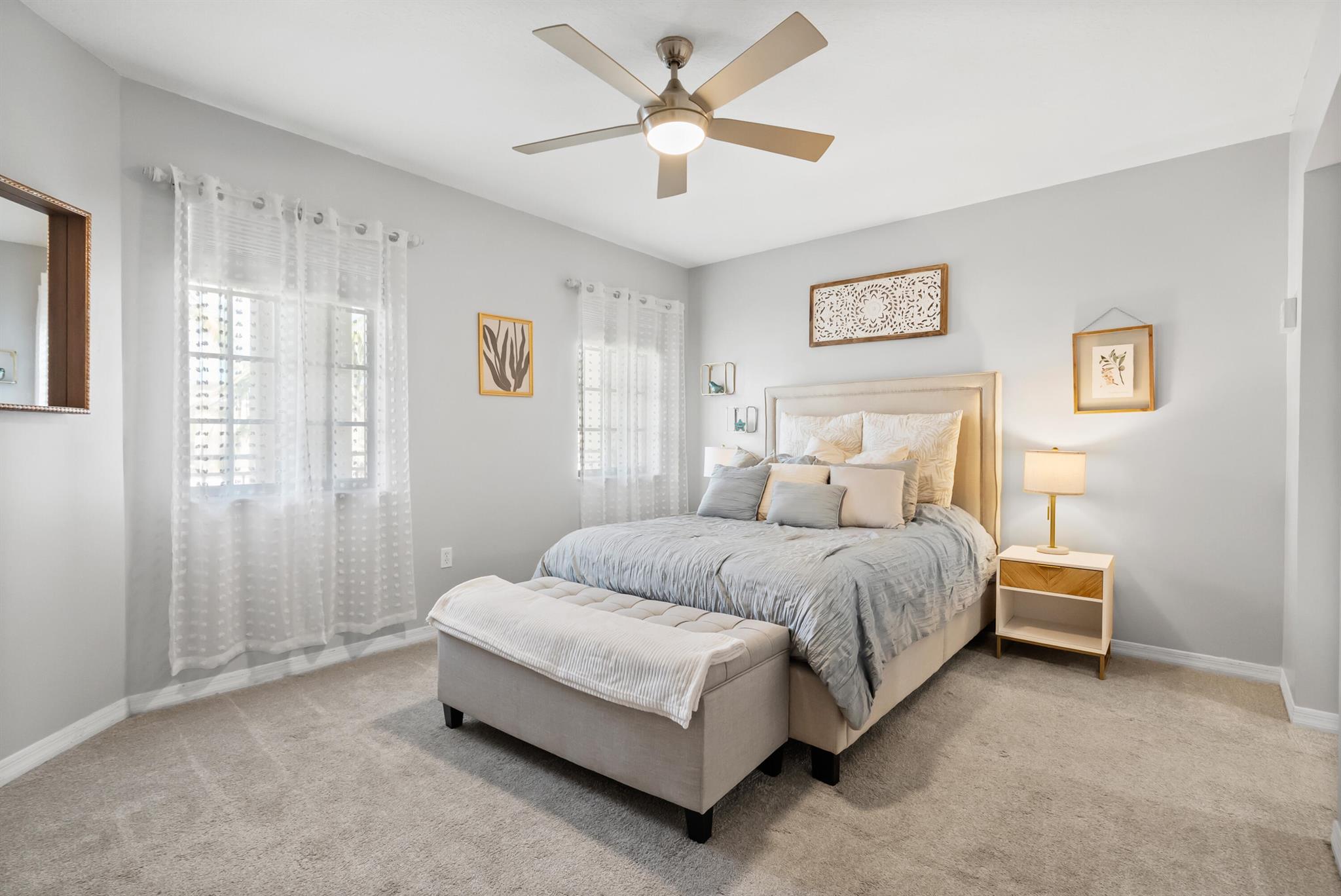 4883 Pga Boulevard 305