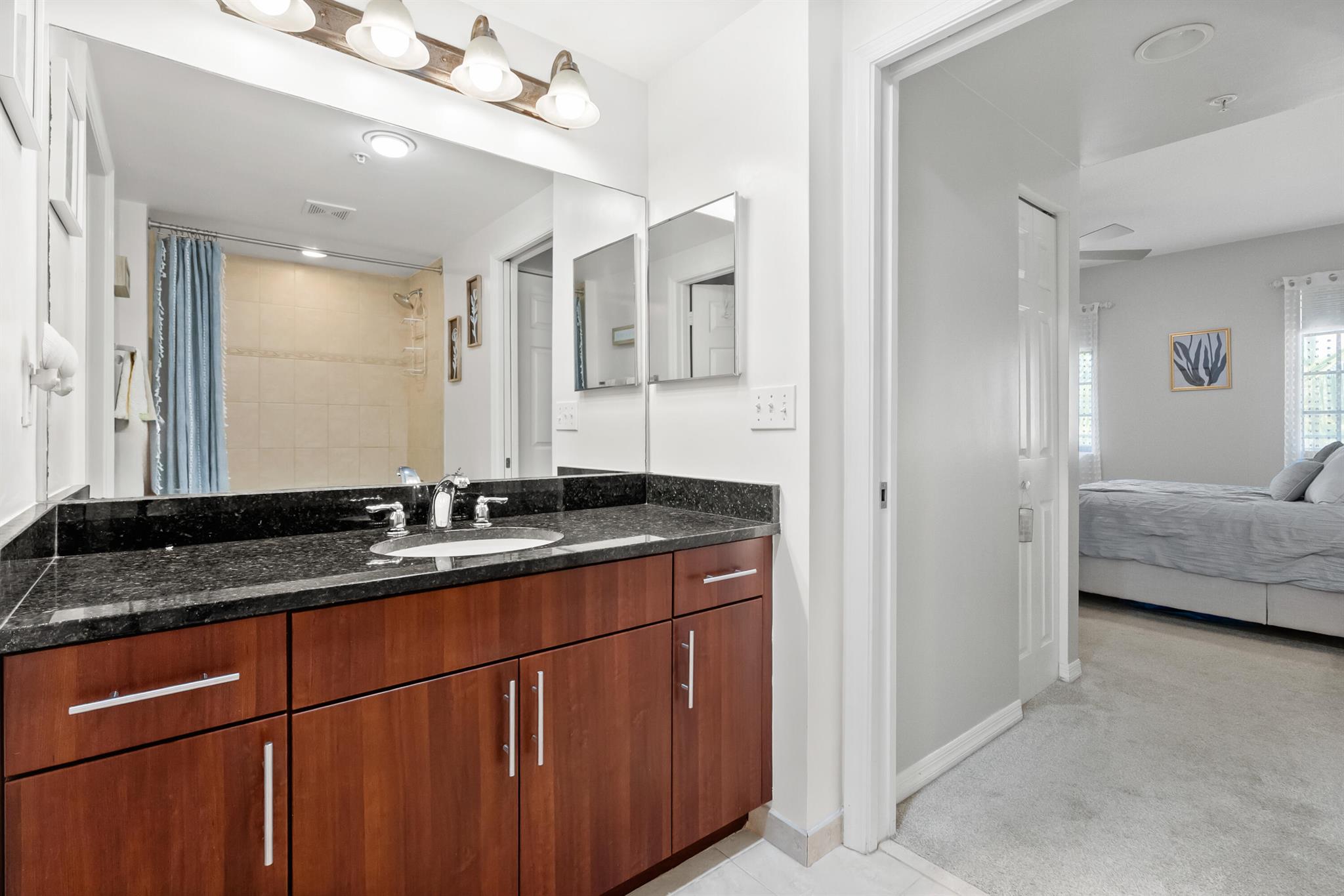 4883 Pga Boulevard 305