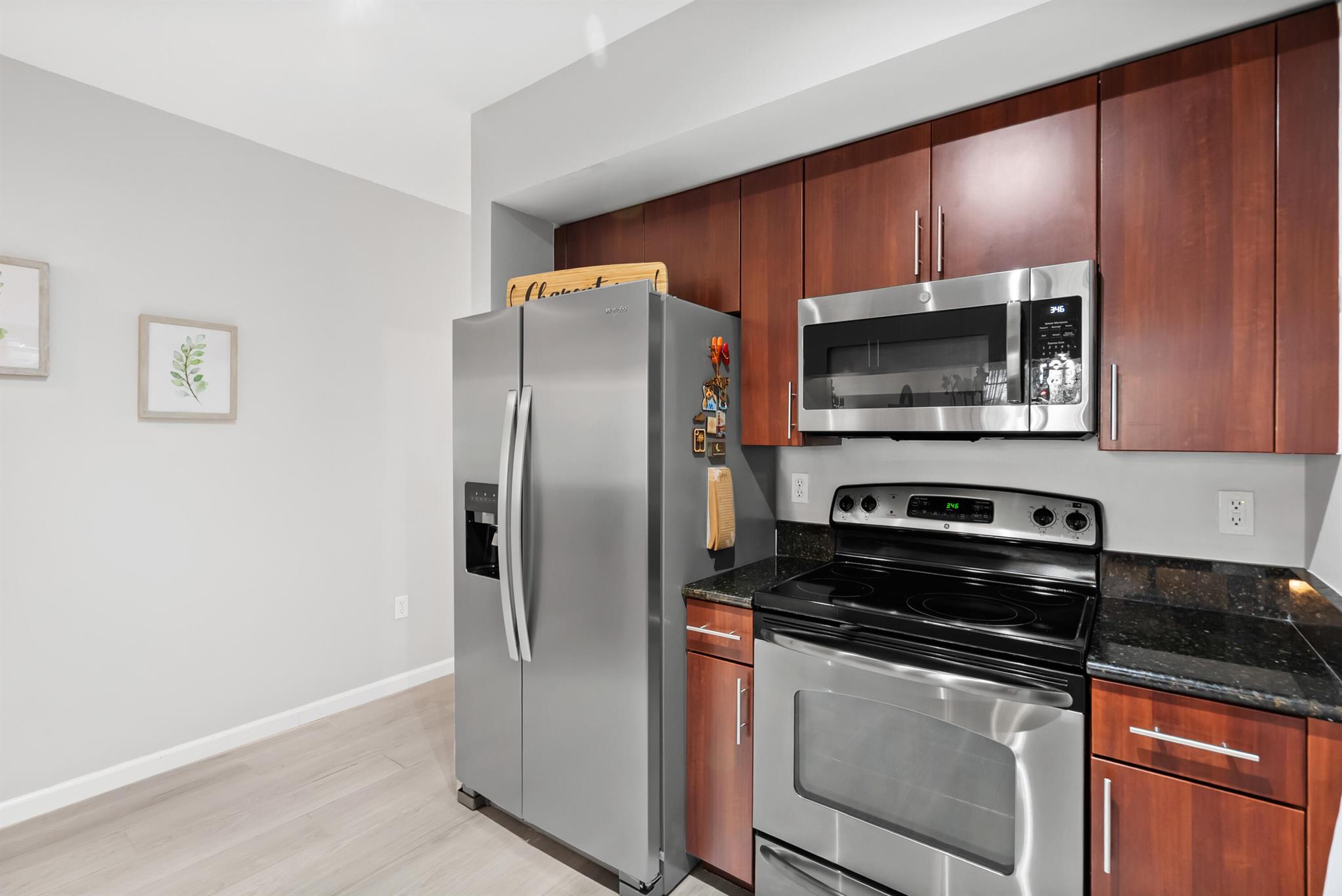 4883 Pga Boulevard 305