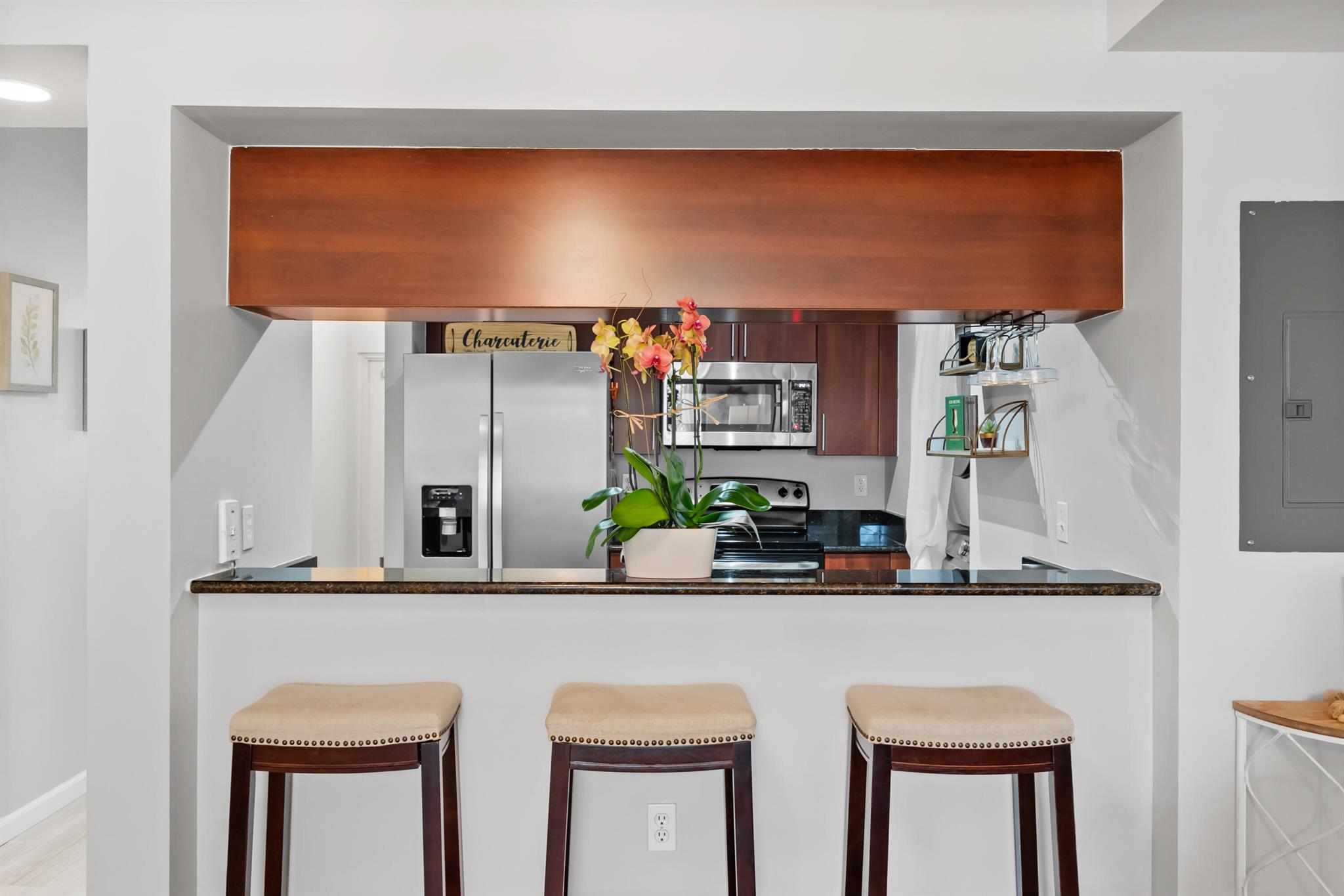 4883 Pga Boulevard 305