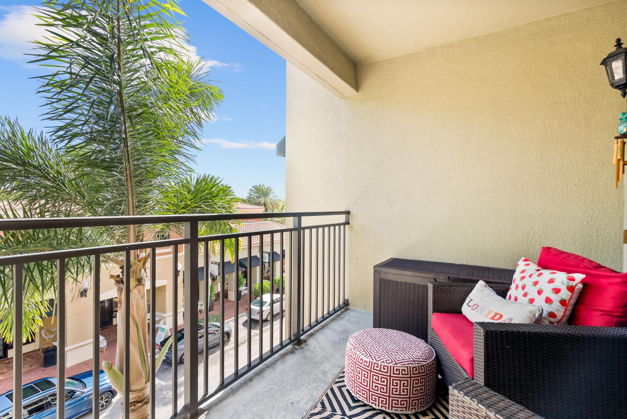 4883 Pga Boulevard 305