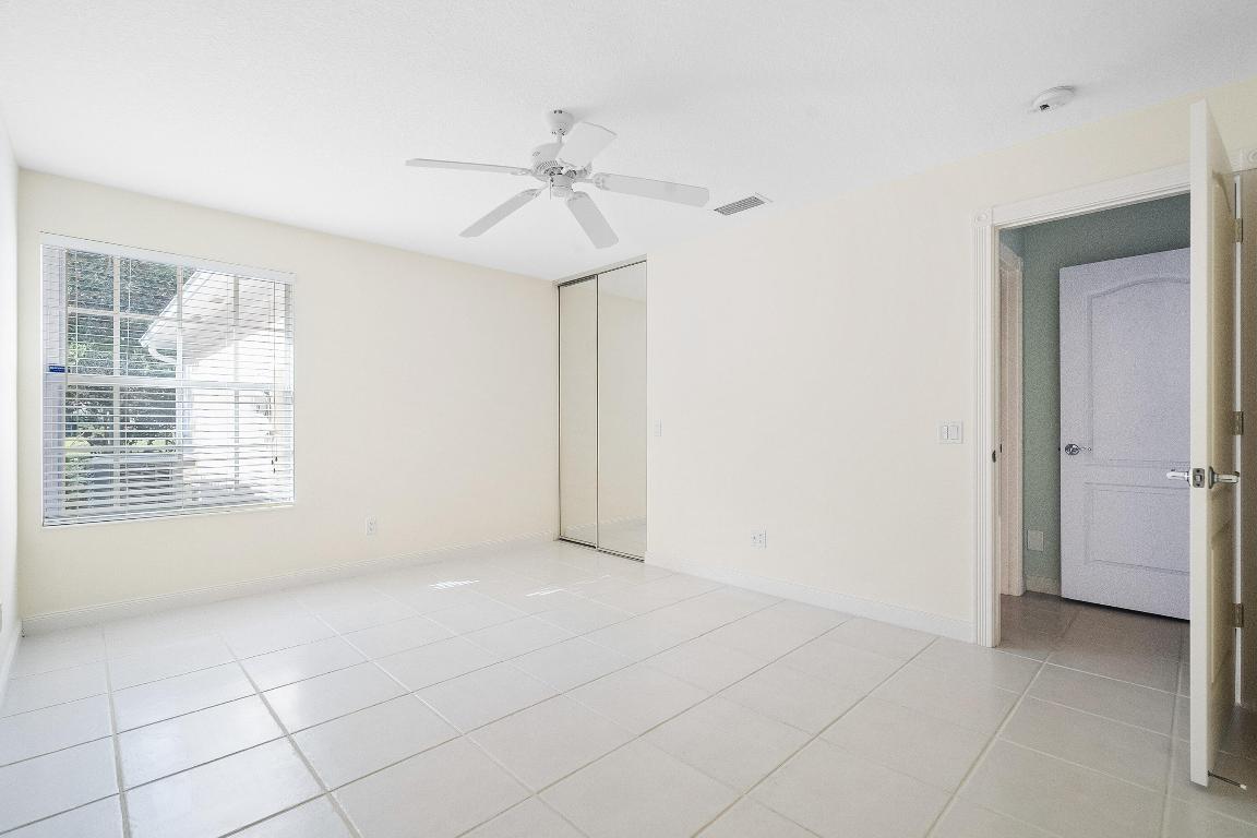 1364 Saint Lawrence Drive