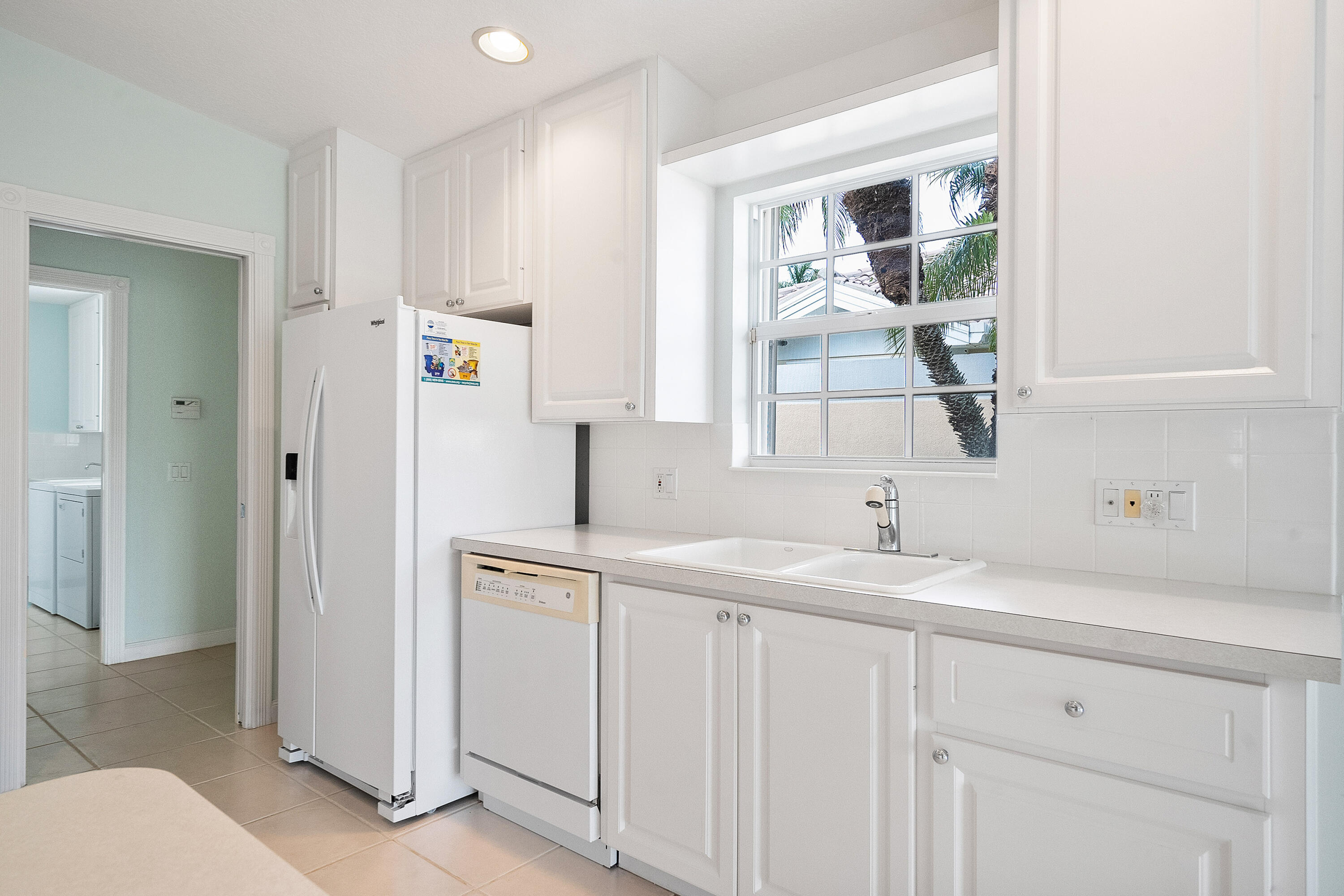 1364 Saint Lawrence Drive