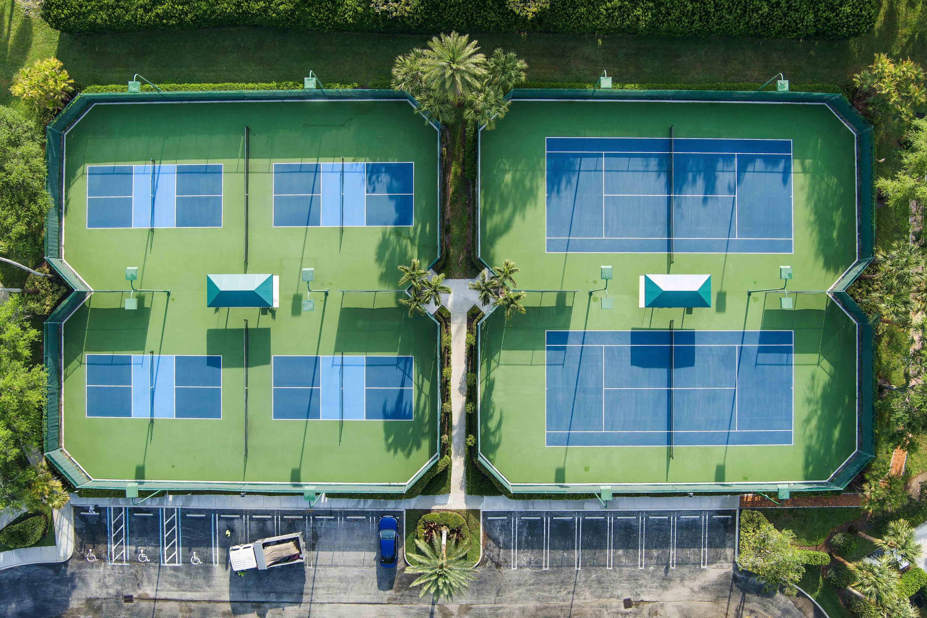 1364 Saint Lawrence Drive