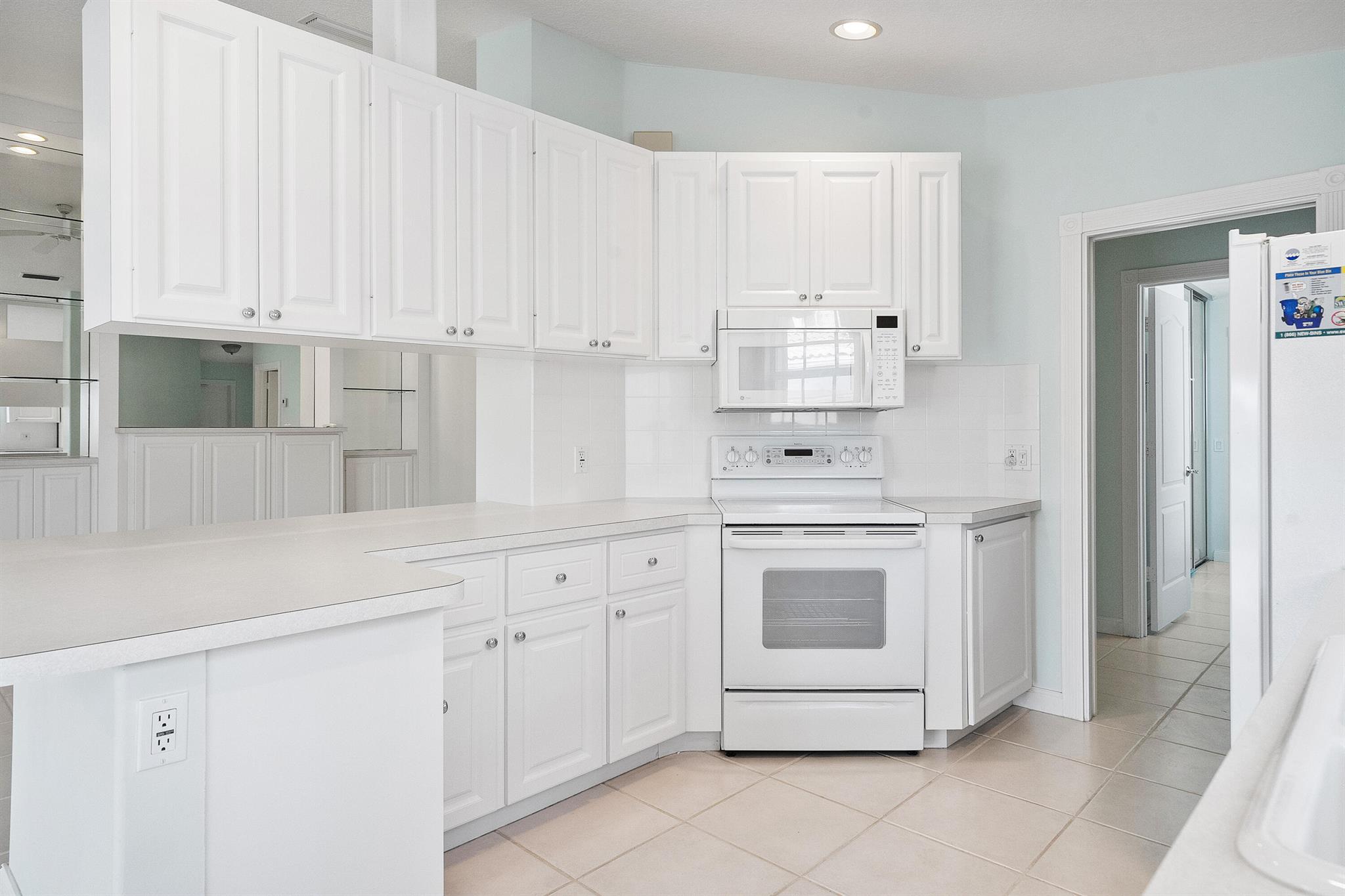 1364 Saint Lawrence Drive