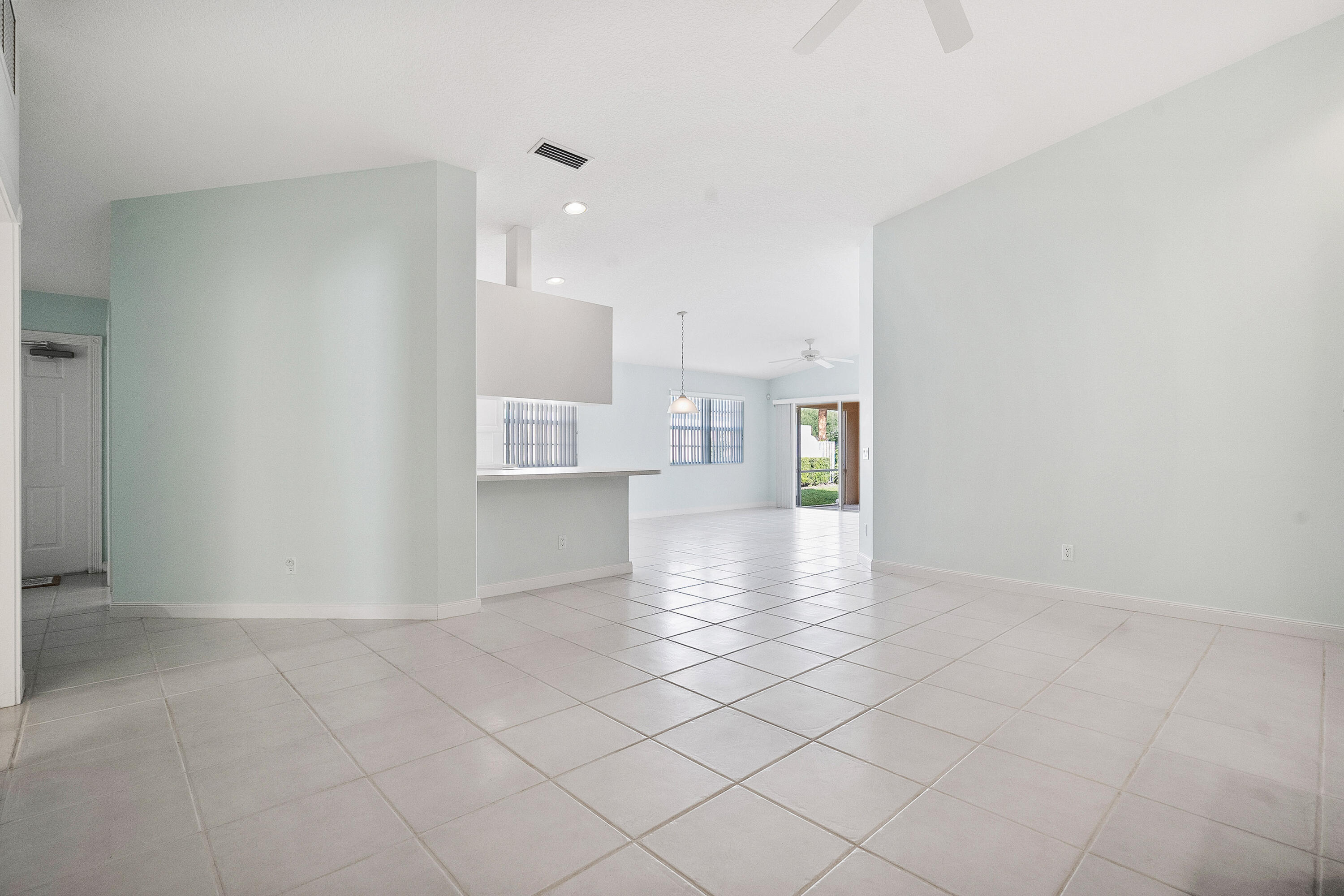 1364 Saint Lawrence Drive