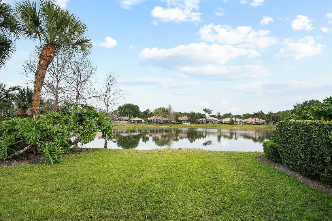 1364 Saint Lawrence Drive