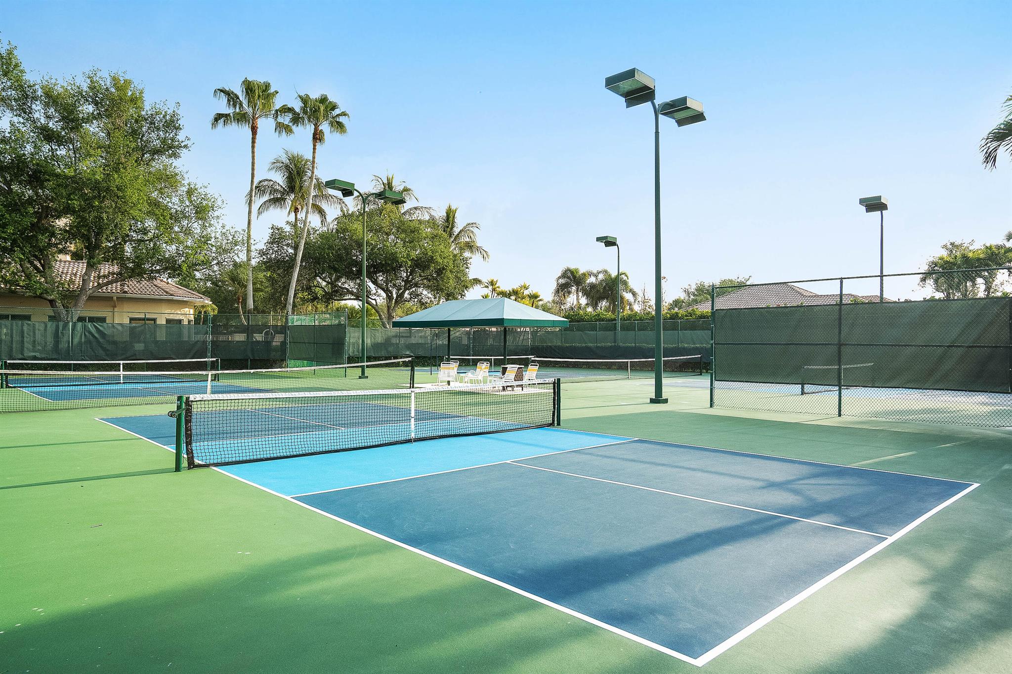 1364 Saint Lawrence Drive