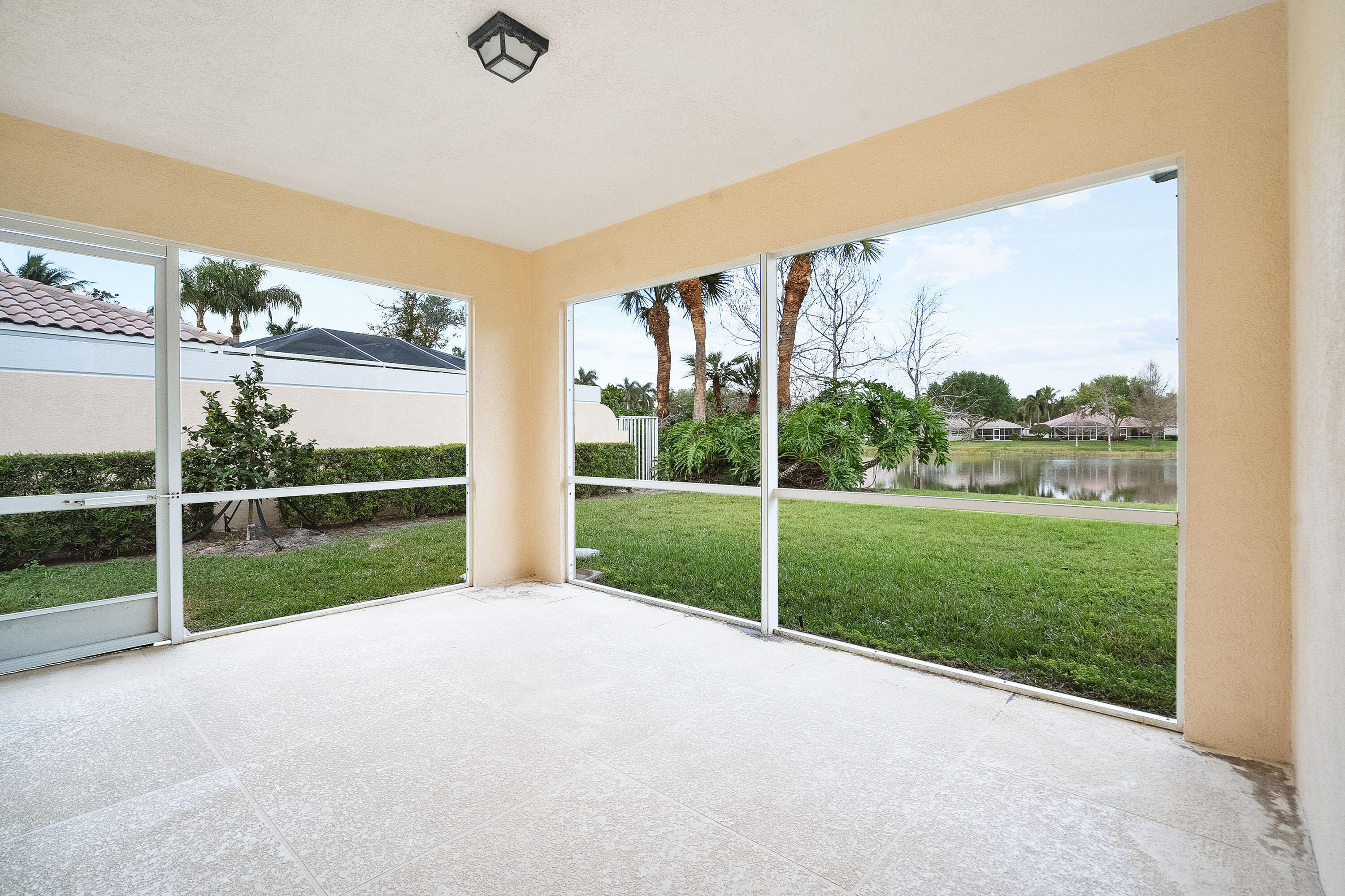 1364 Saint Lawrence Drive
