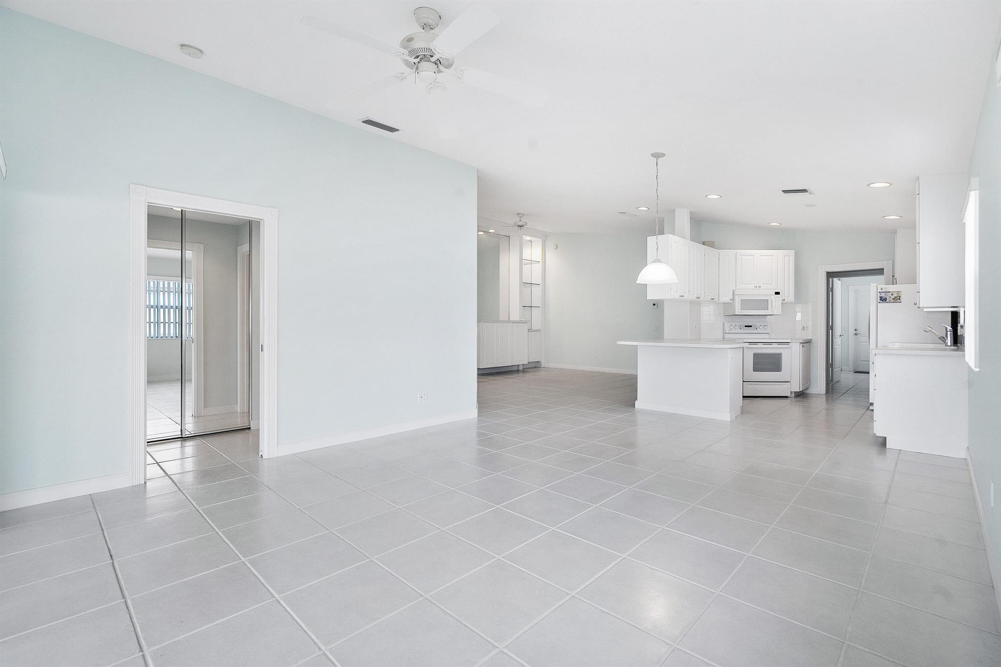 1364 Saint Lawrence Drive