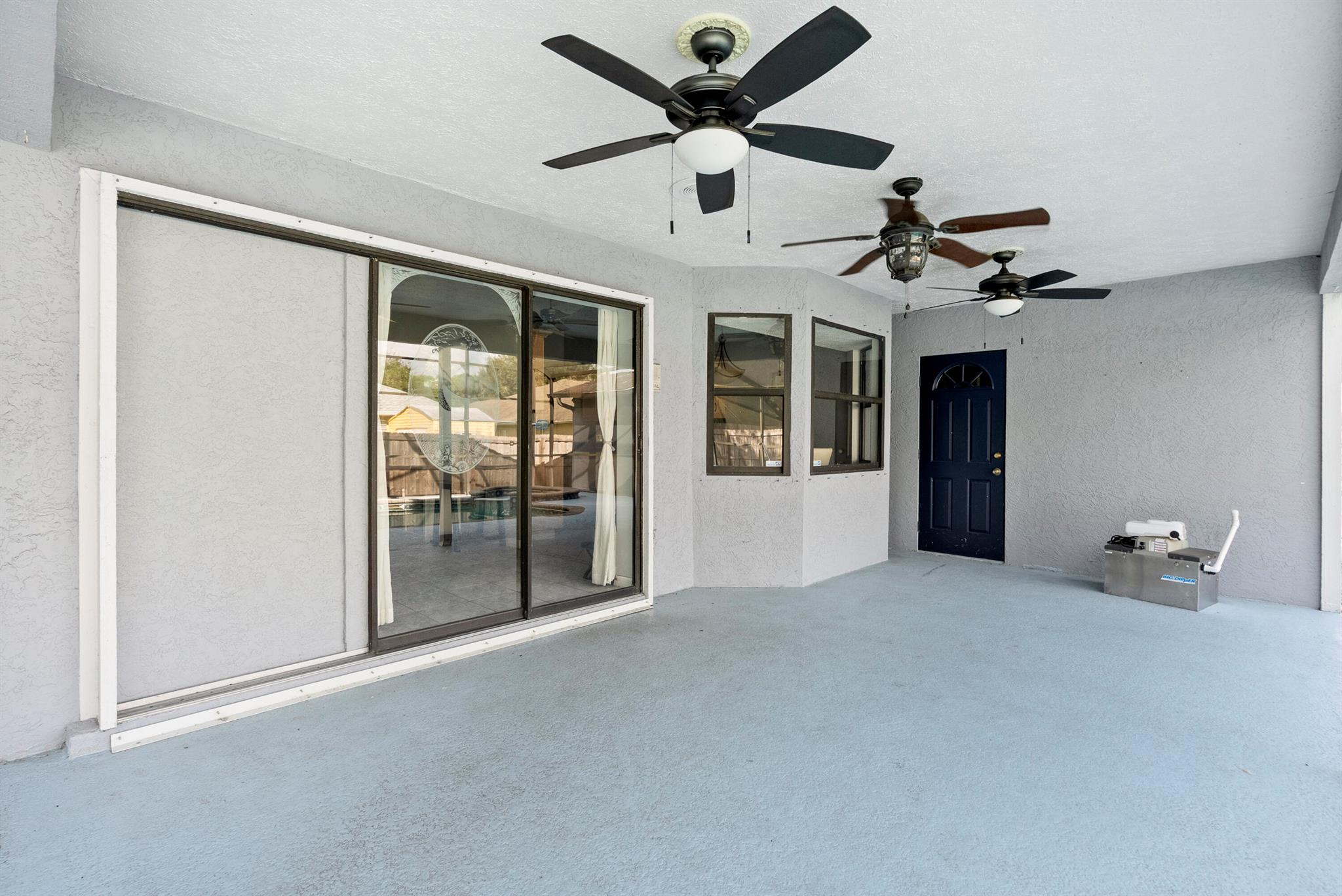 471 SE Ron Rico Terrace