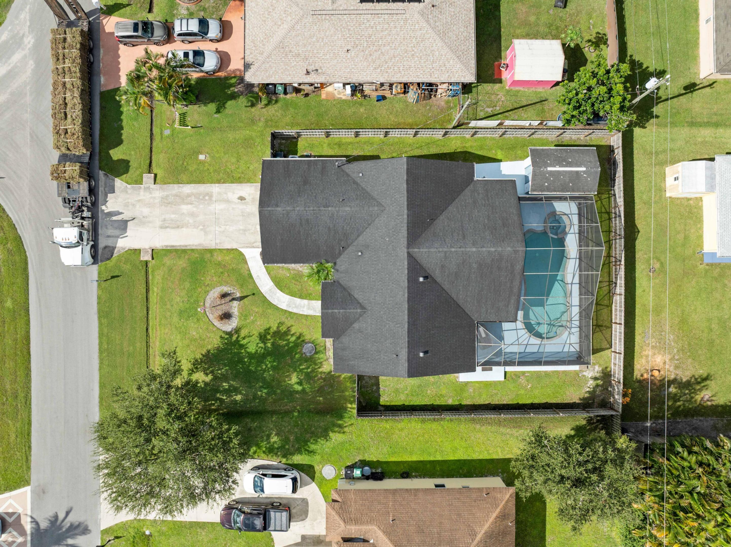 471 SE Ron Rico Terrace