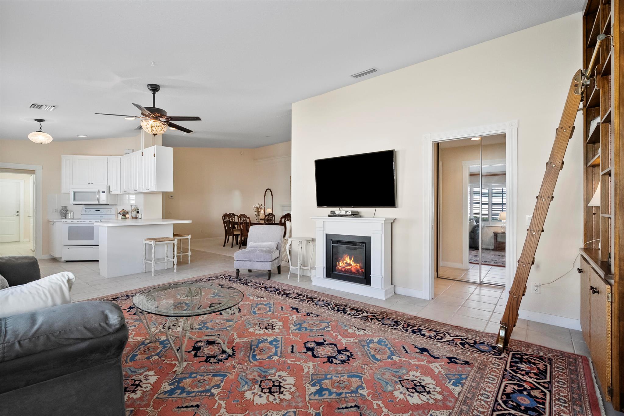 8016 SE Peppercorn Court