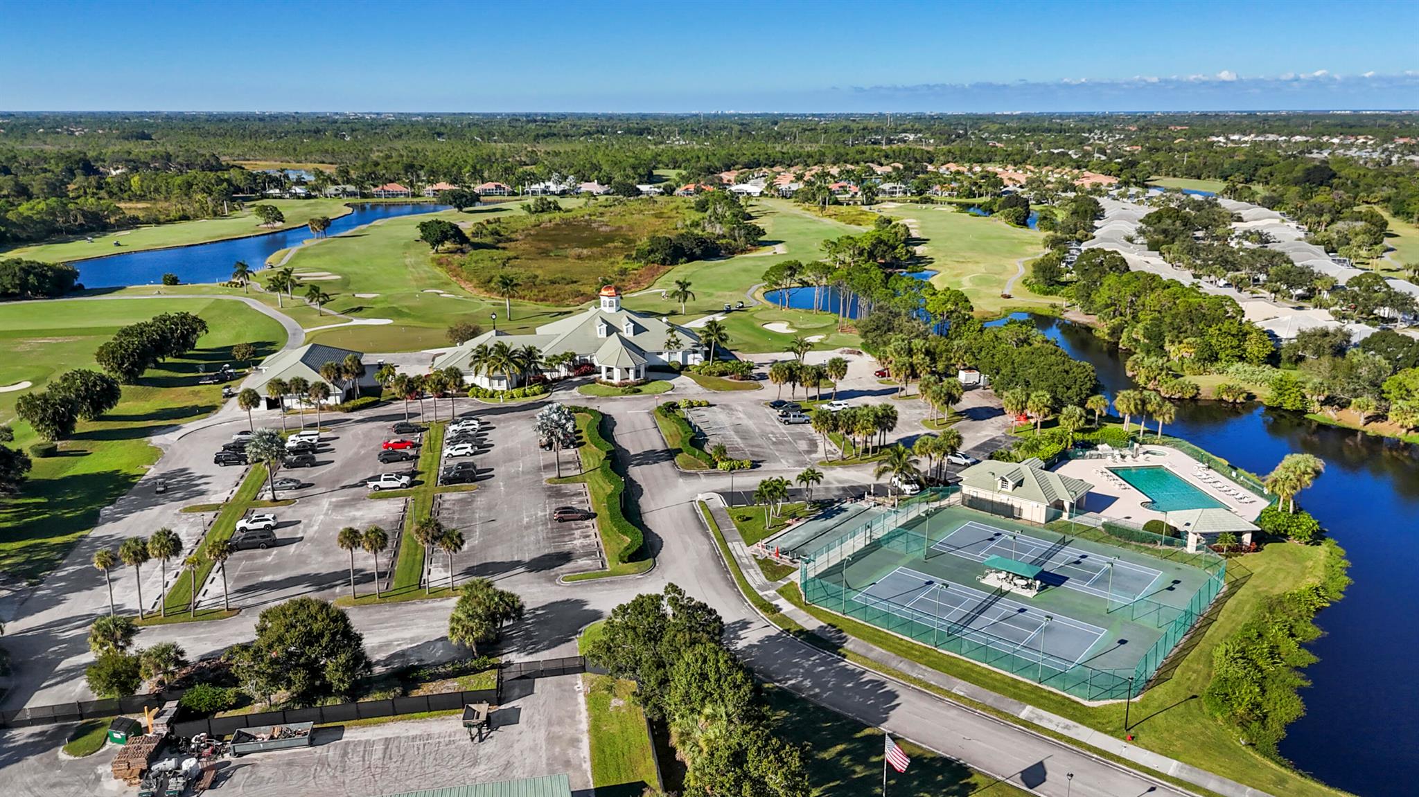 8016 SE Peppercorn Court