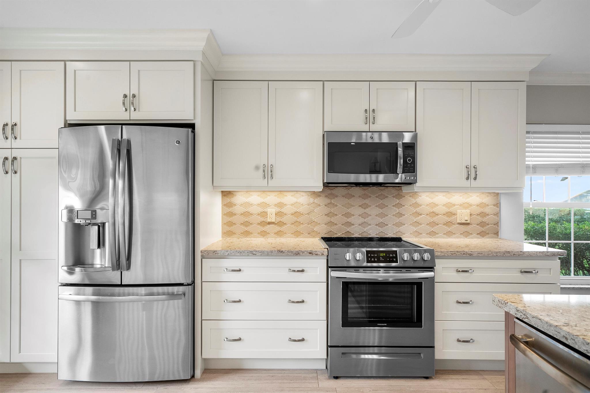 9200 SE Riverfront Terrace E