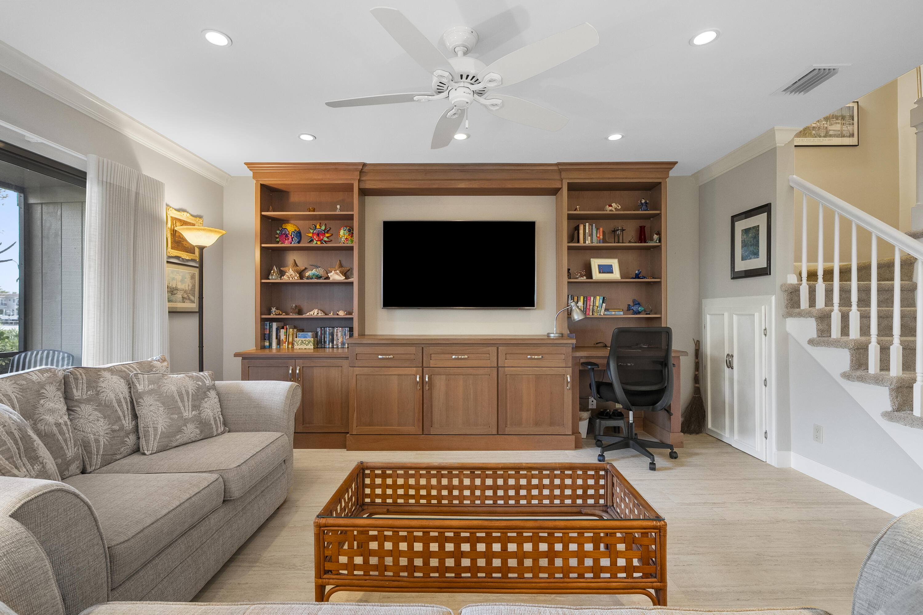 9200 SE Riverfront Terrace E