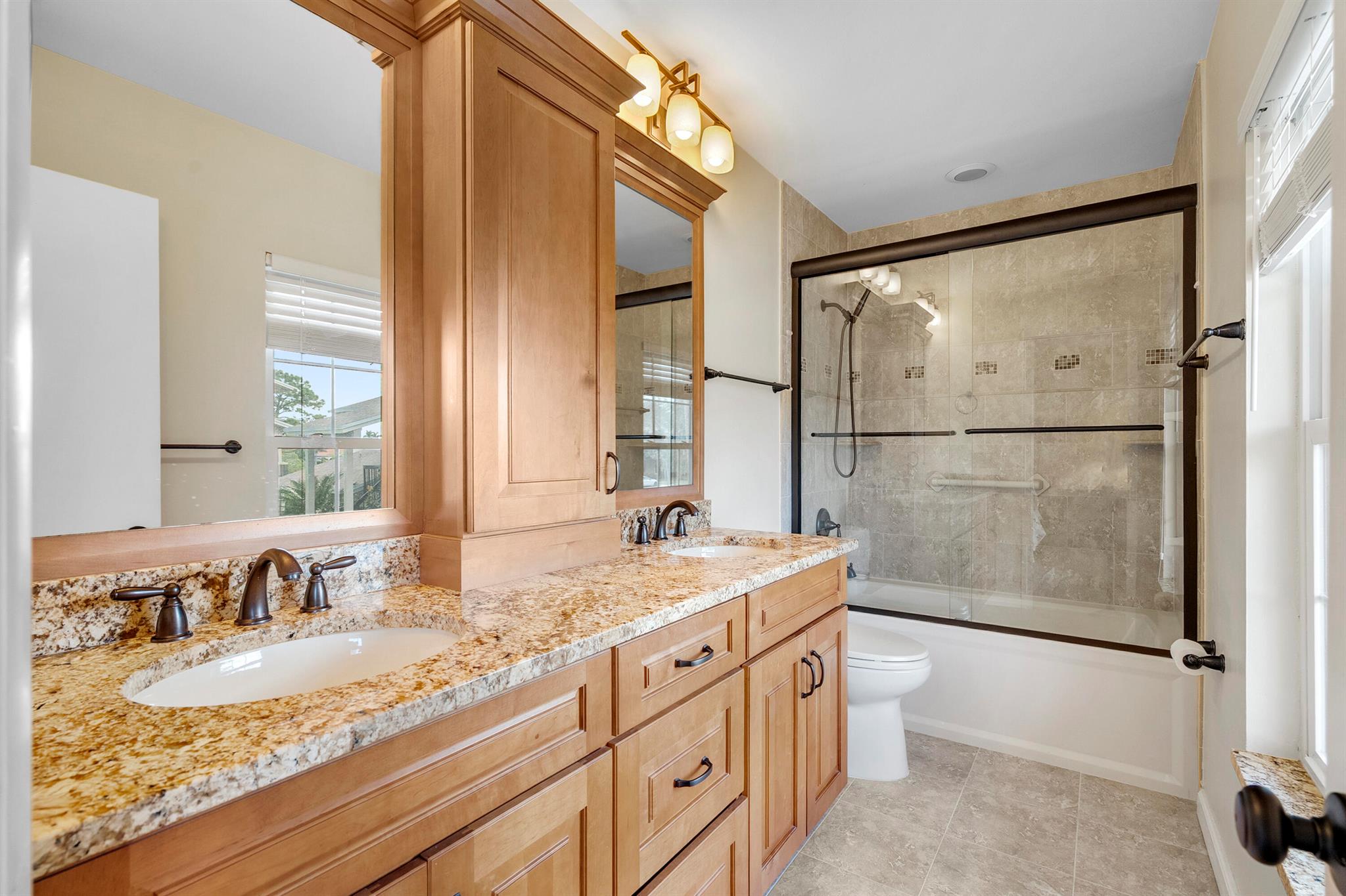 9200 SE Riverfront Terrace E