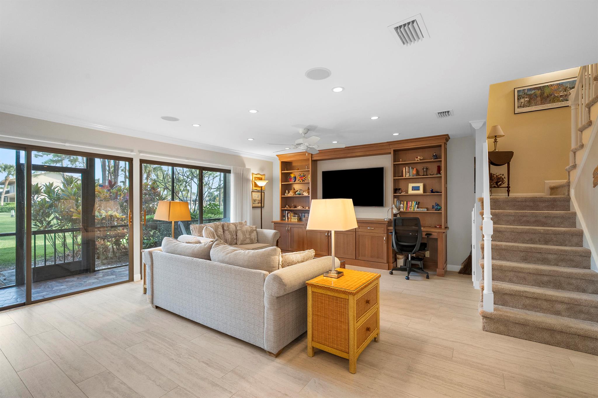 9200 SE Riverfront Terrace E