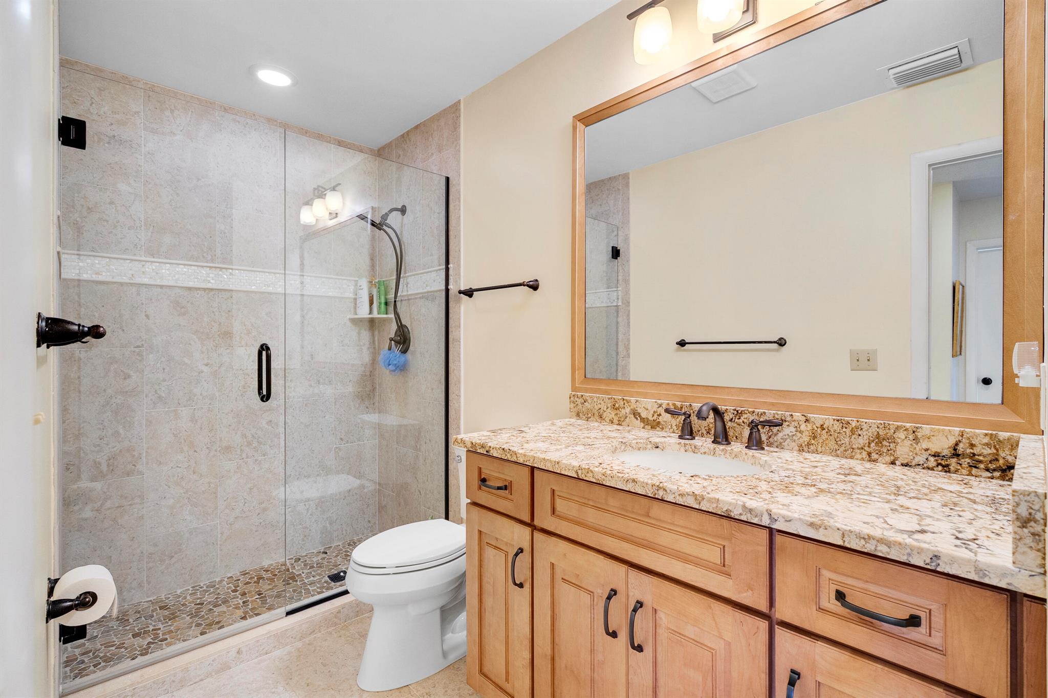 9200 SE Riverfront Terrace E