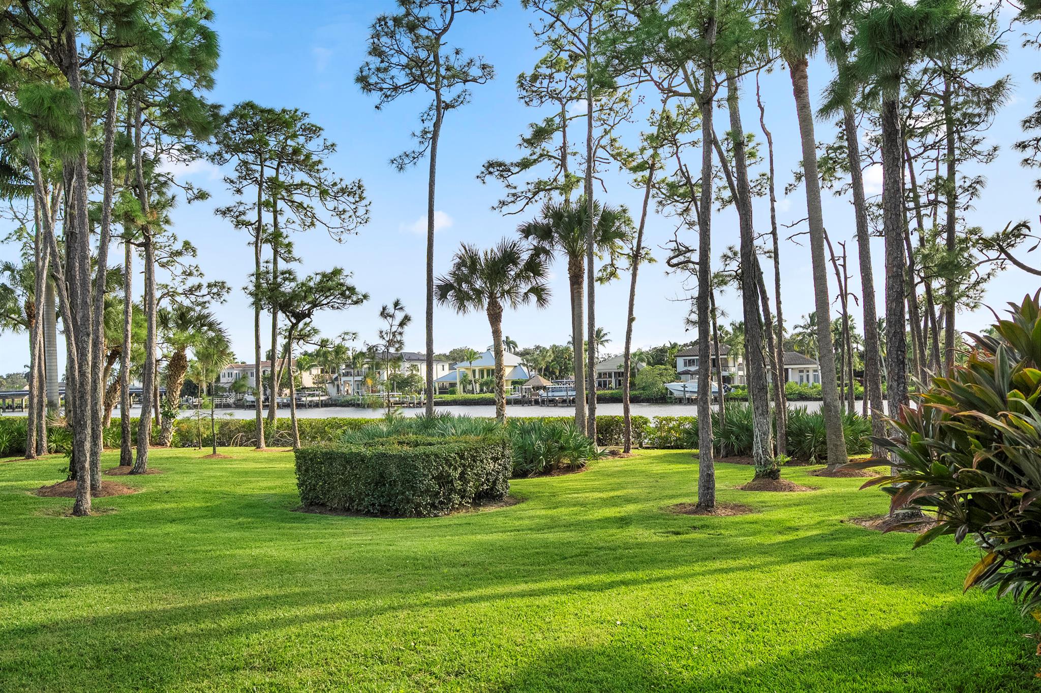 9200 SE Riverfront Terrace E