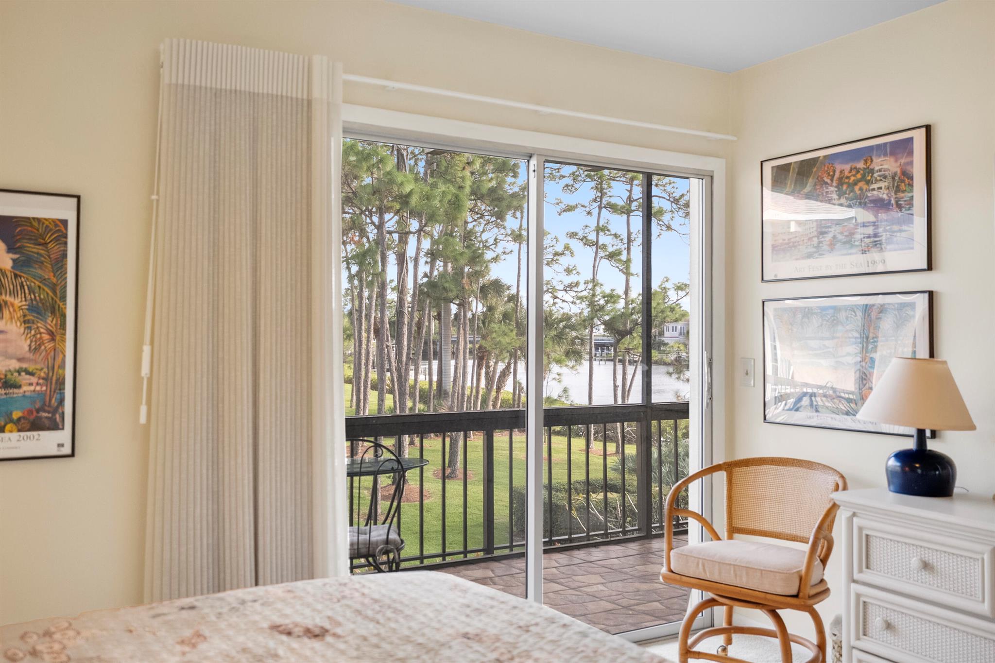 9200 SE Riverfront Terrace E