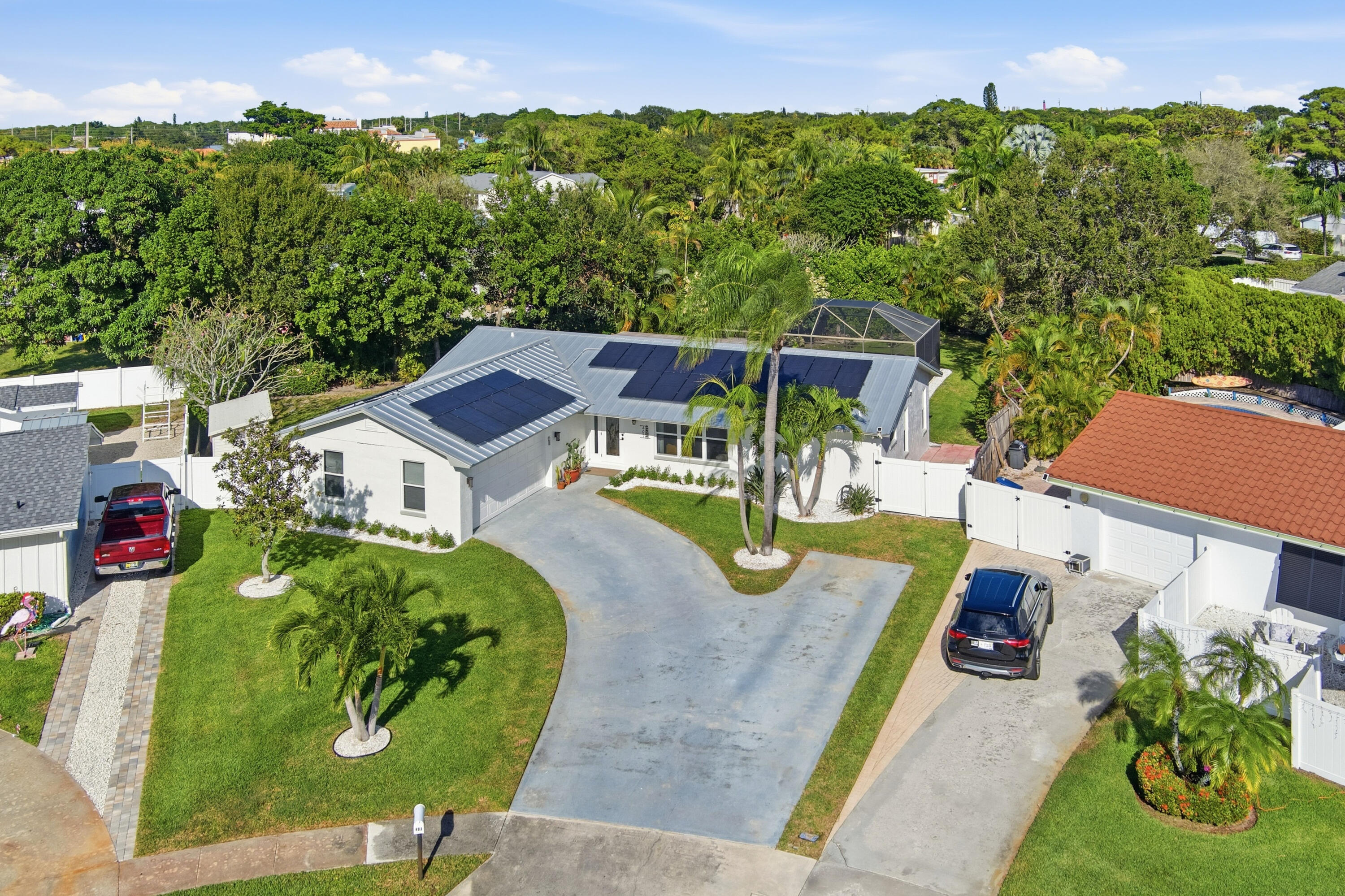 403 Highwood Circle