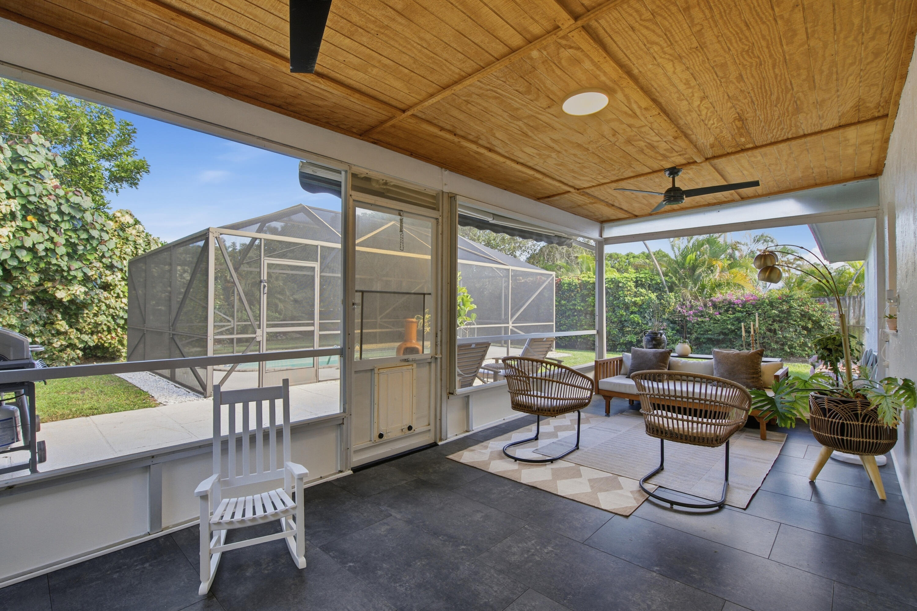 403 Highwood Circle