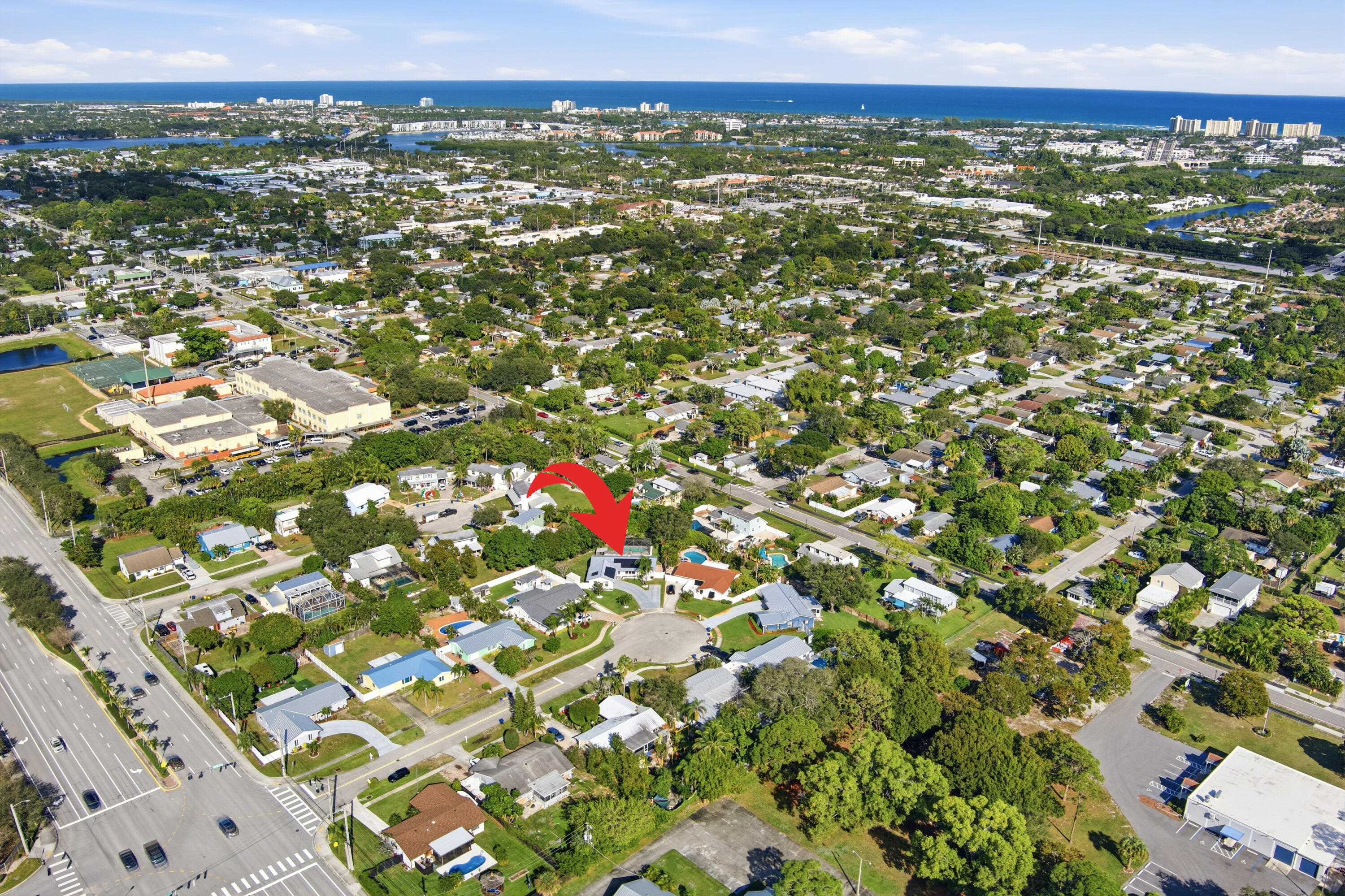 403 Highwood Circle