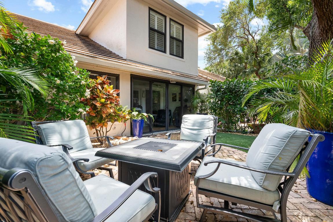 463 Coral Cove Drive