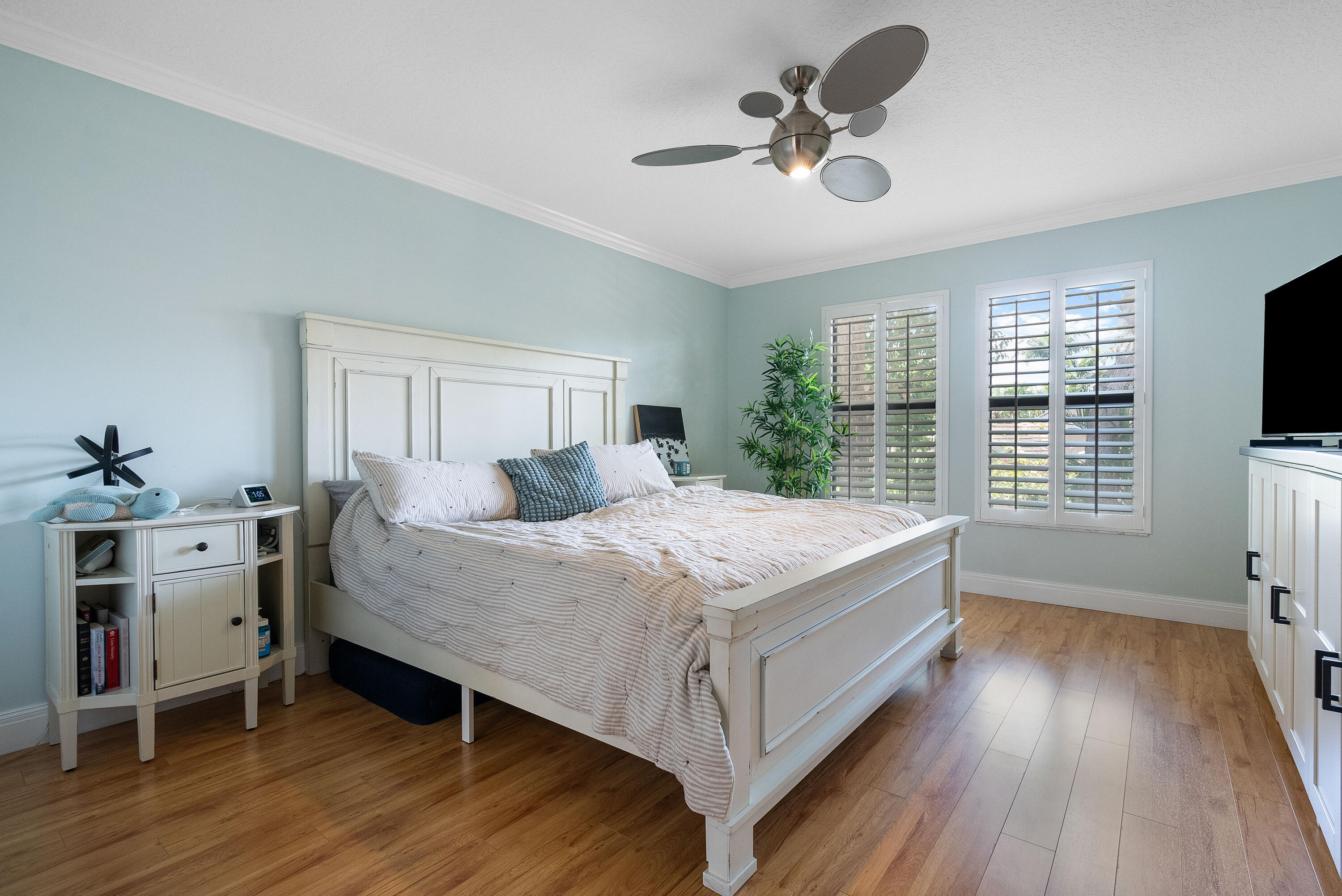 463 Coral Cove Drive