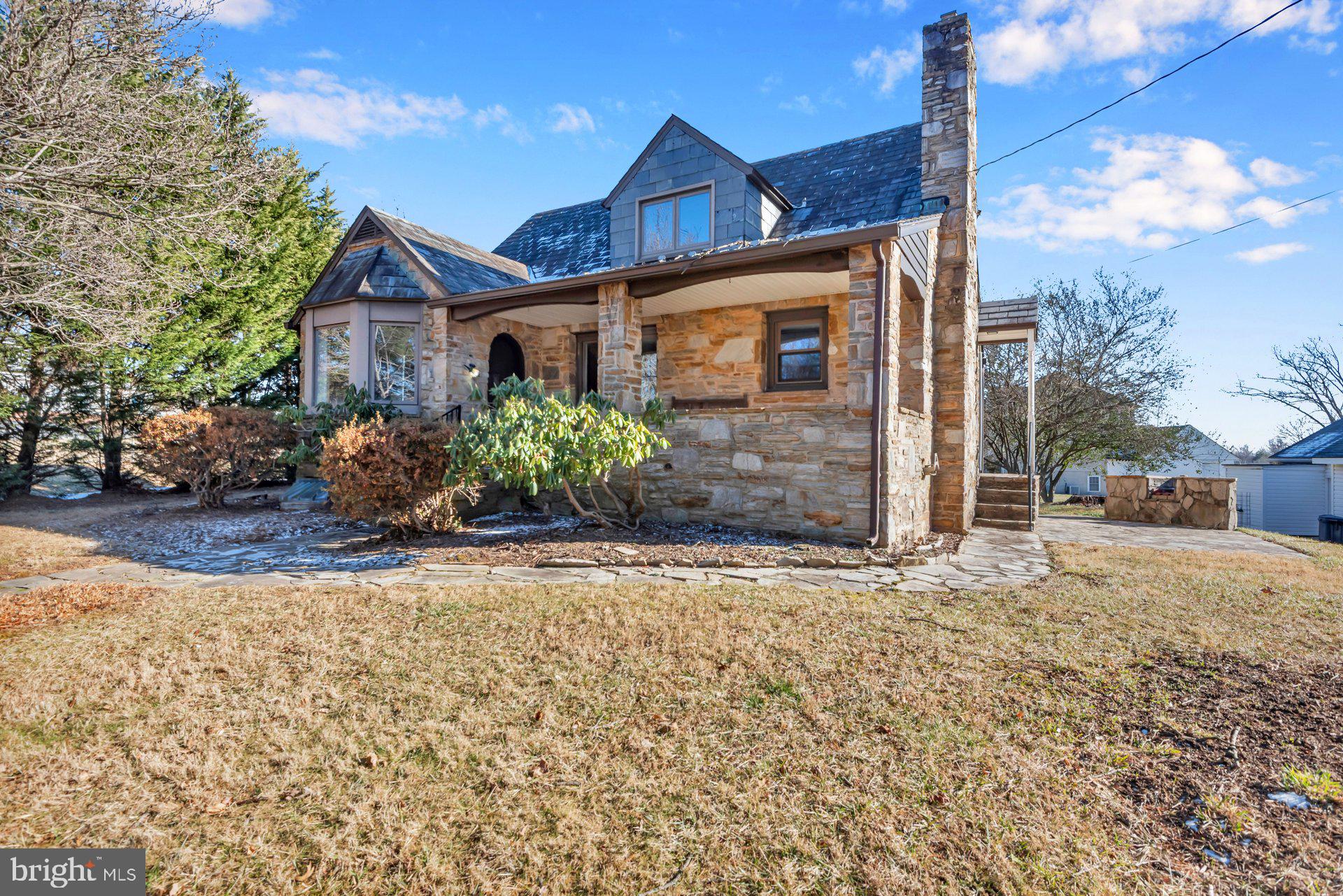 5701 OLD COURT