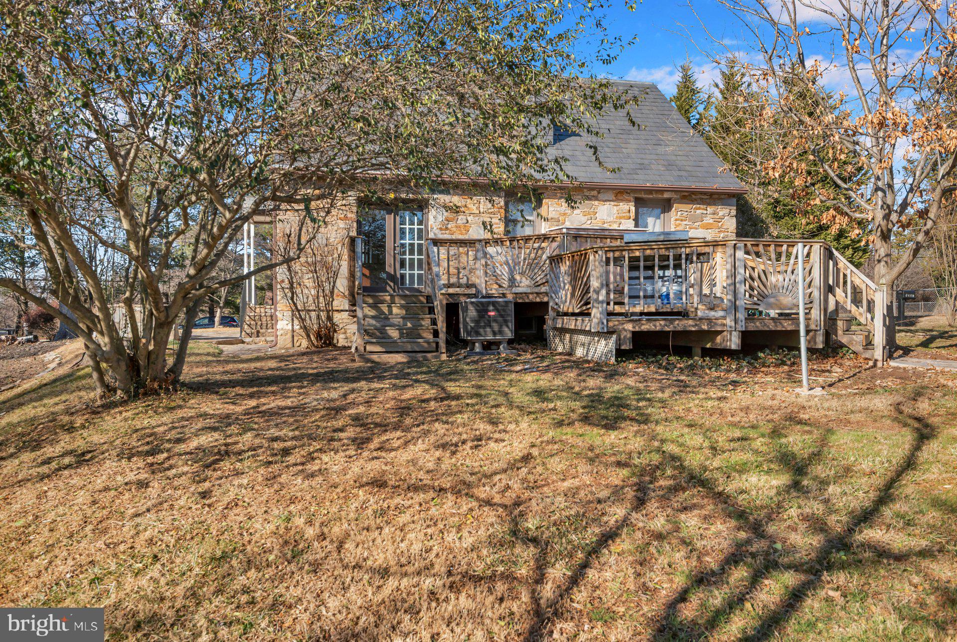 5701 OLD COURT
