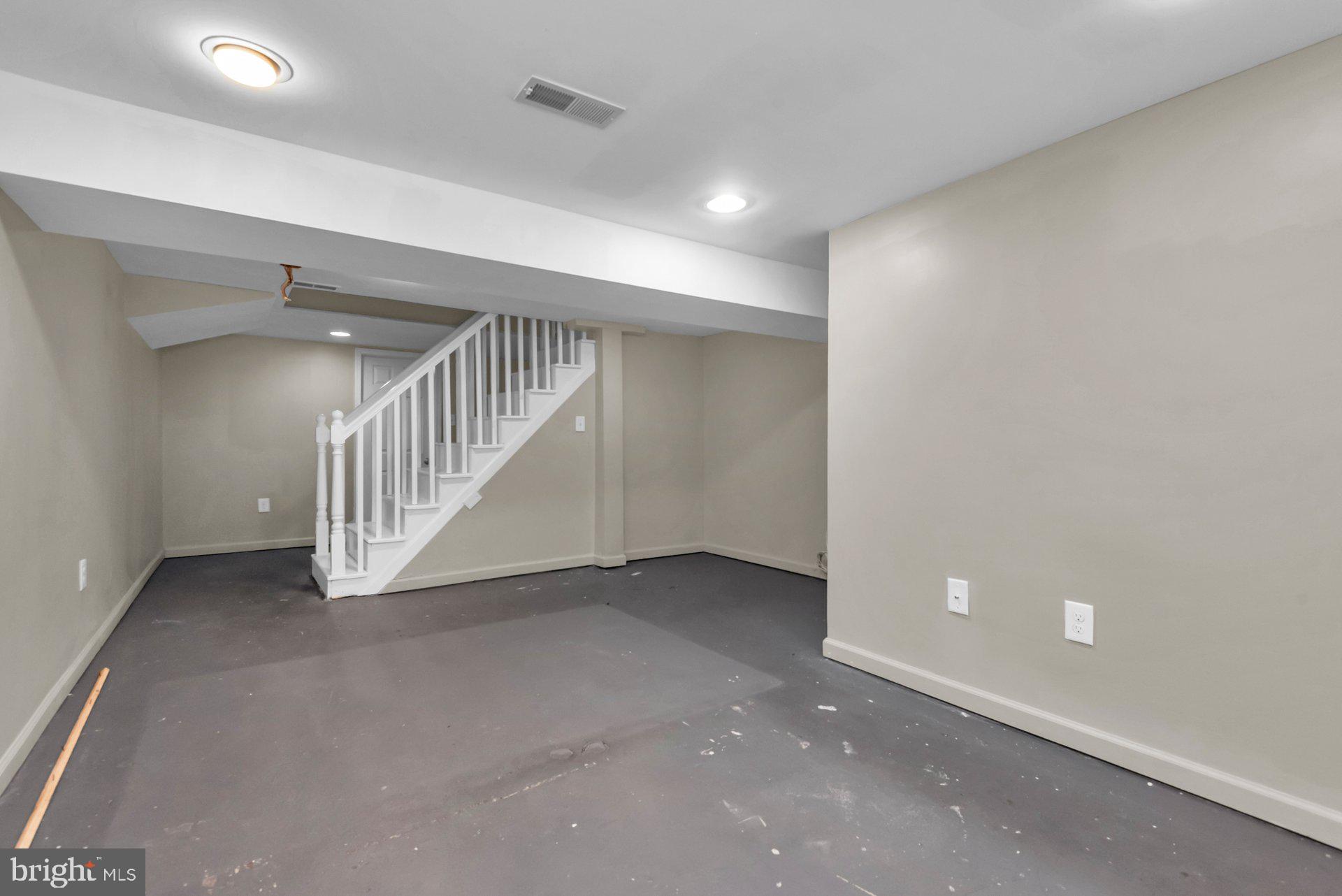 5701 OLD COURT