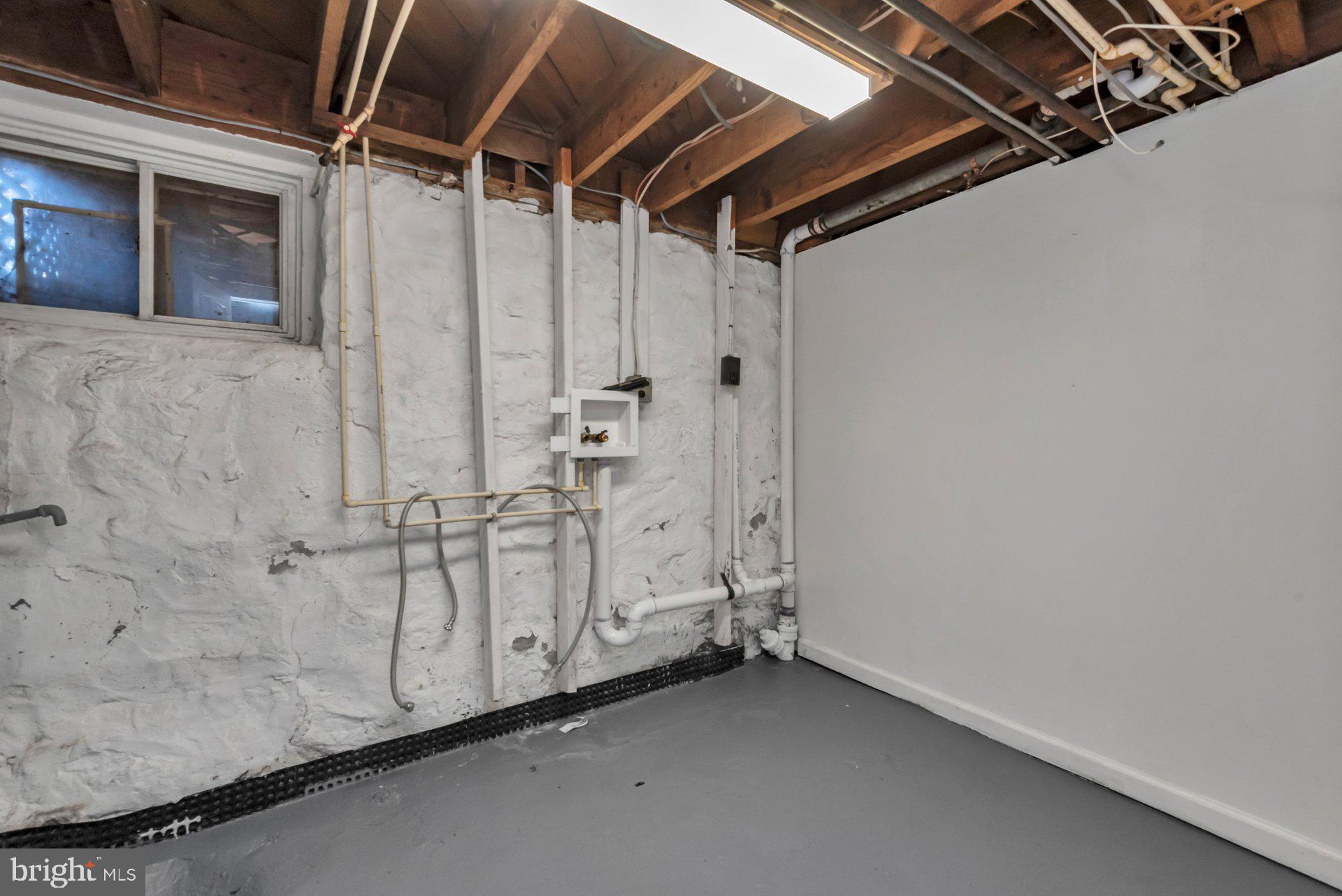 5701 OLD COURT