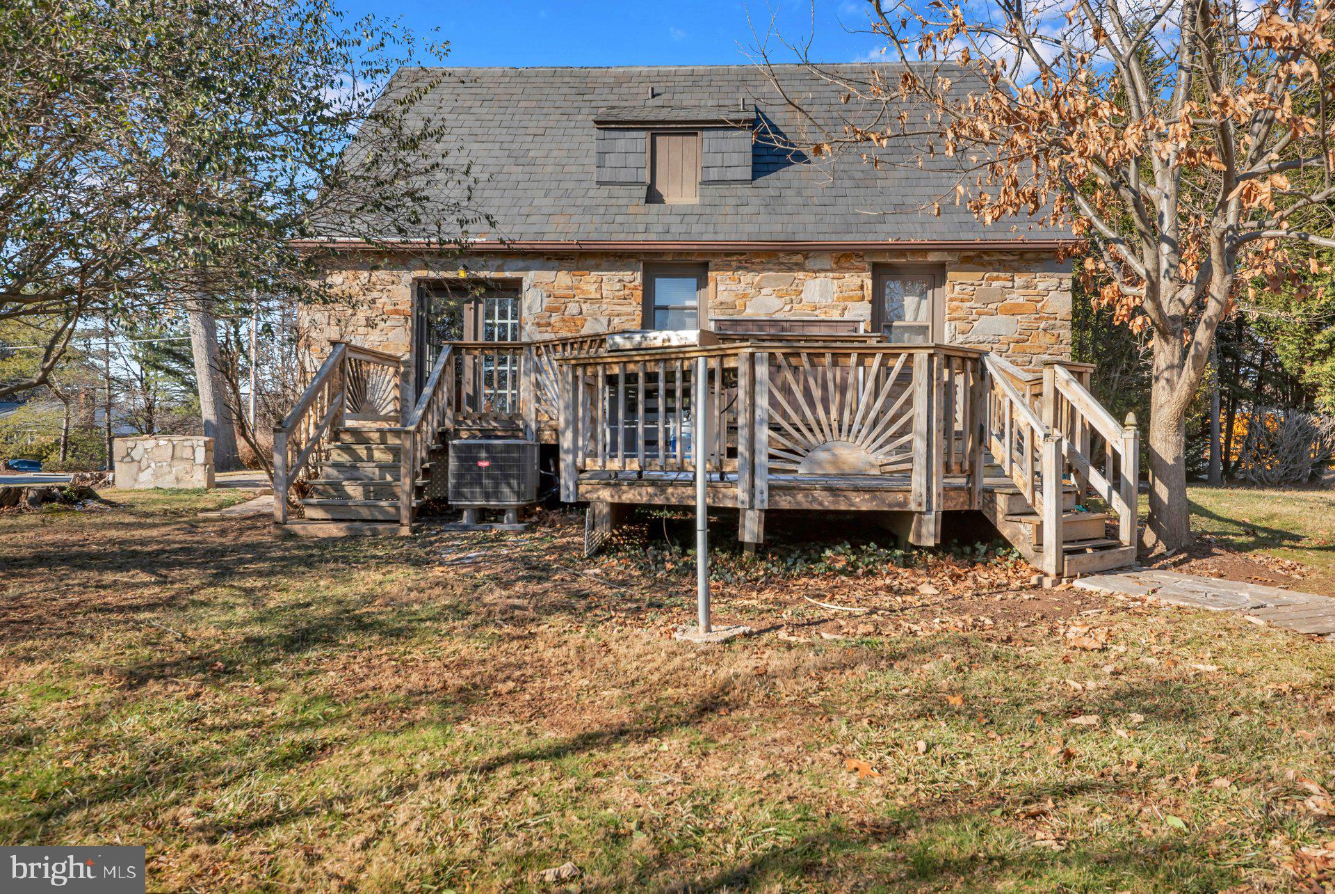 5701 OLD COURT