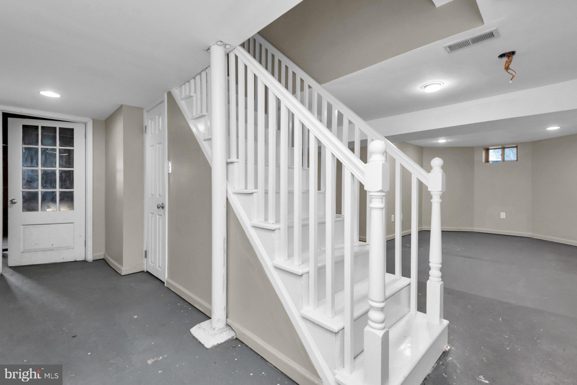5701 OLD COURT