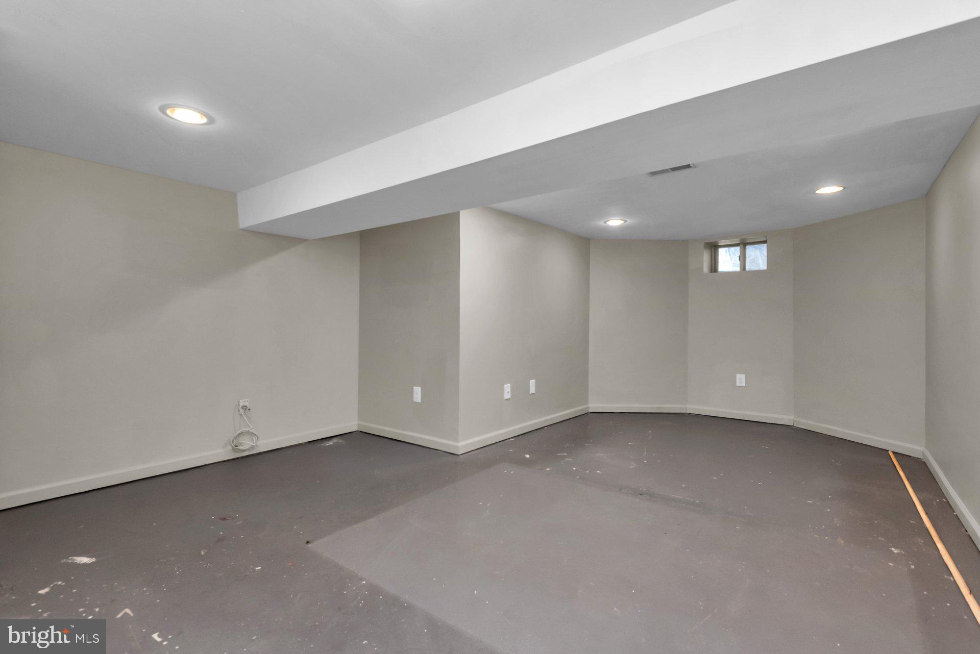 5701 OLD COURT