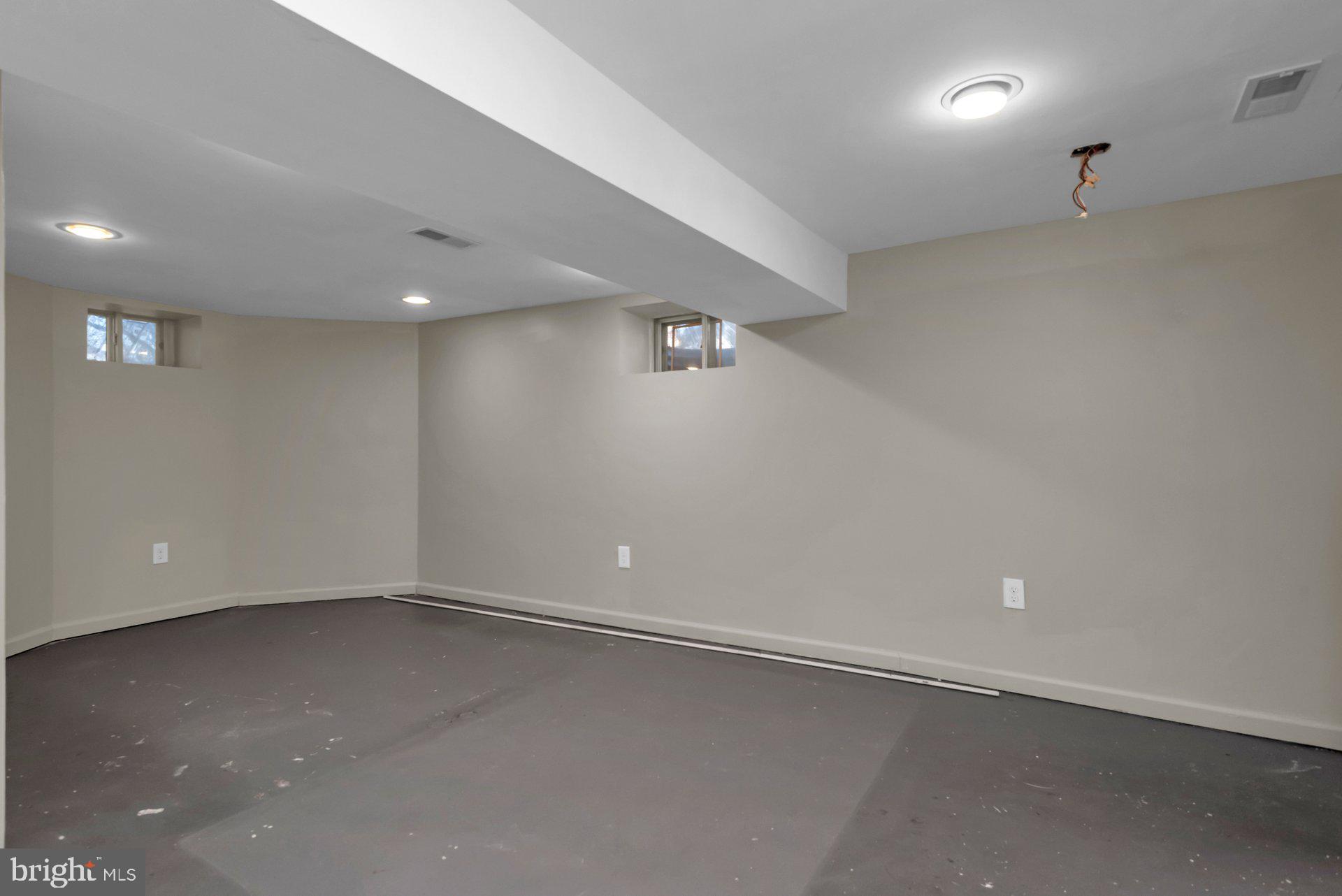 5701 OLD COURT
