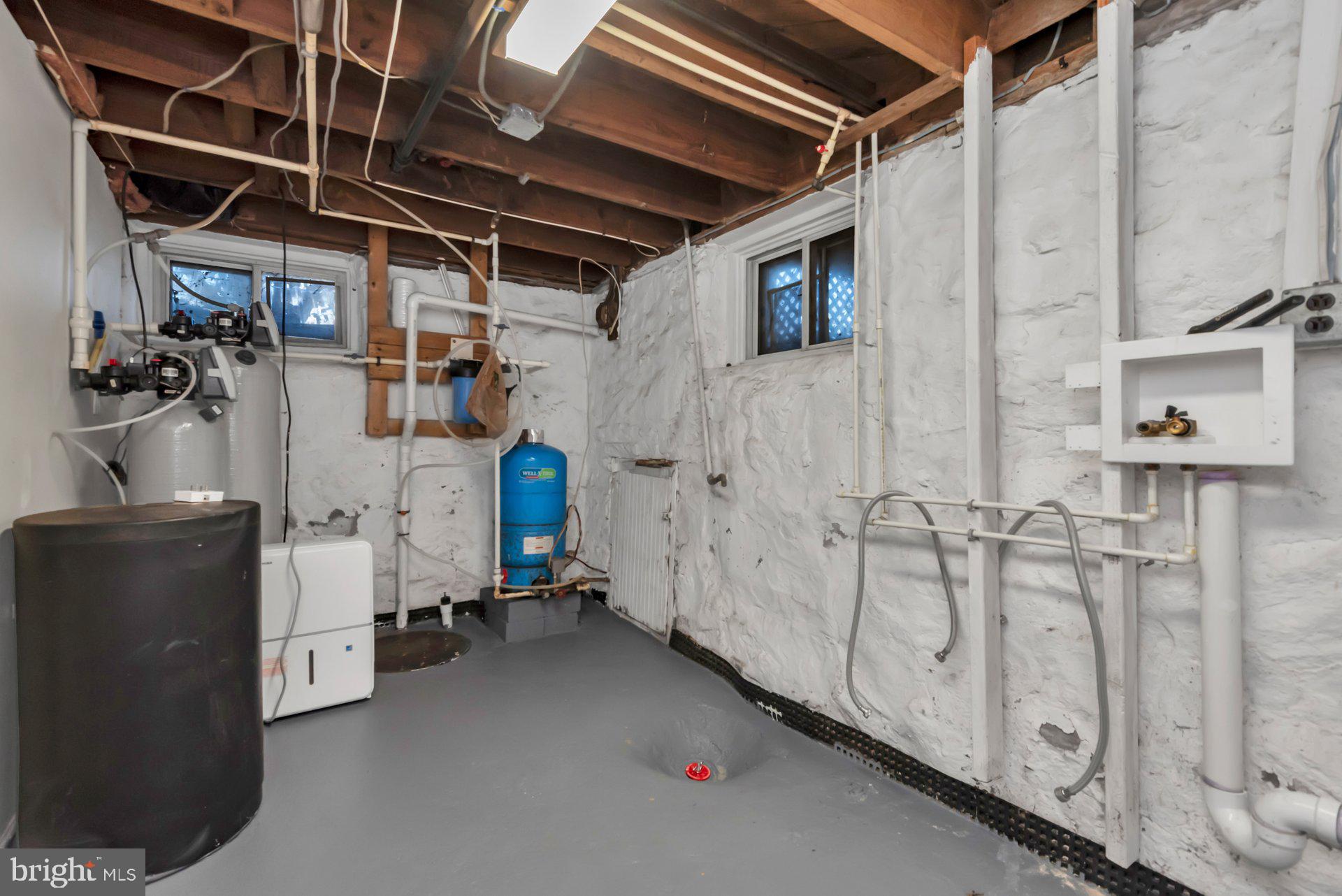 5701 OLD COURT