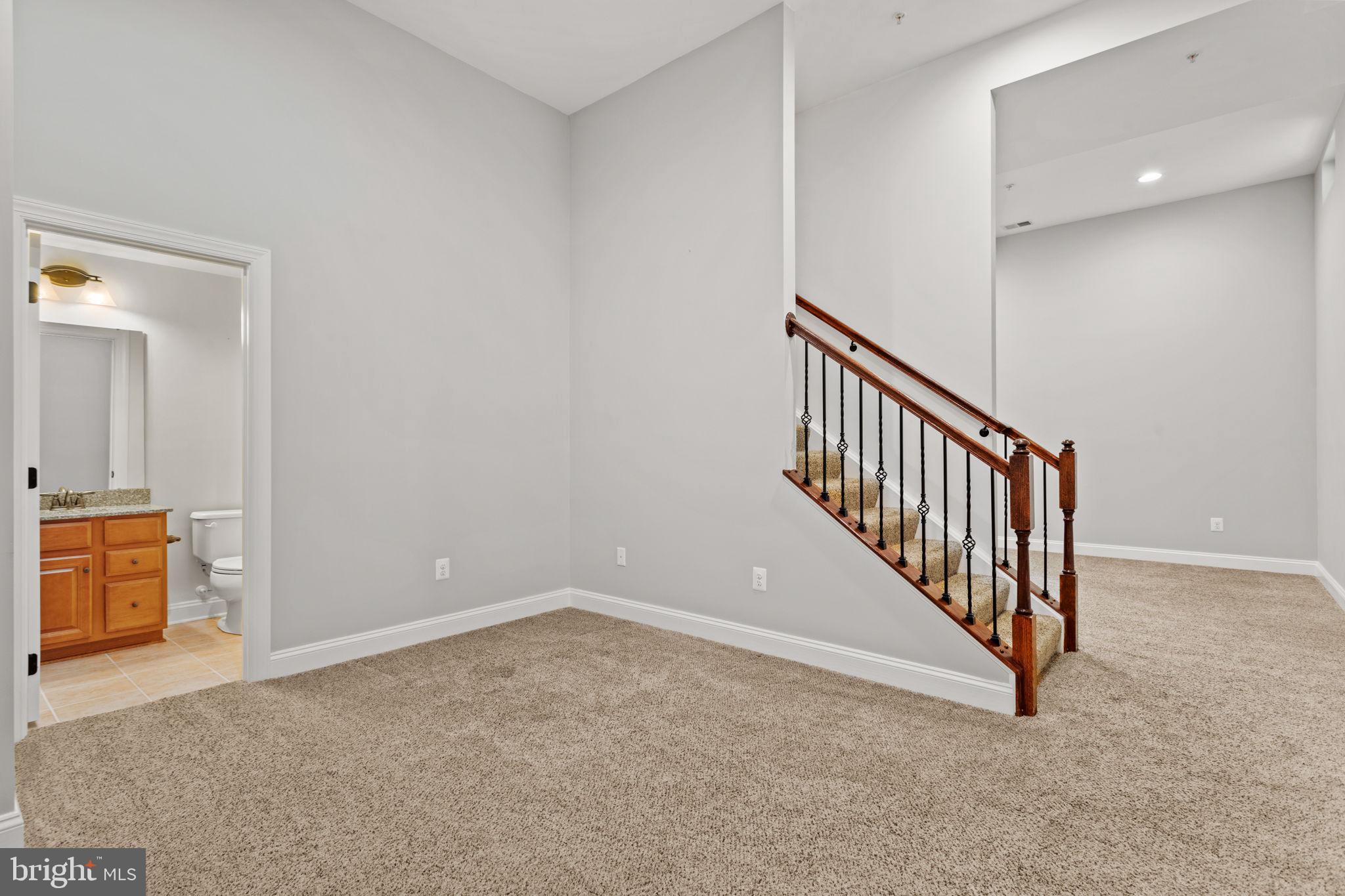 6613 ACCIPITER DRIVE