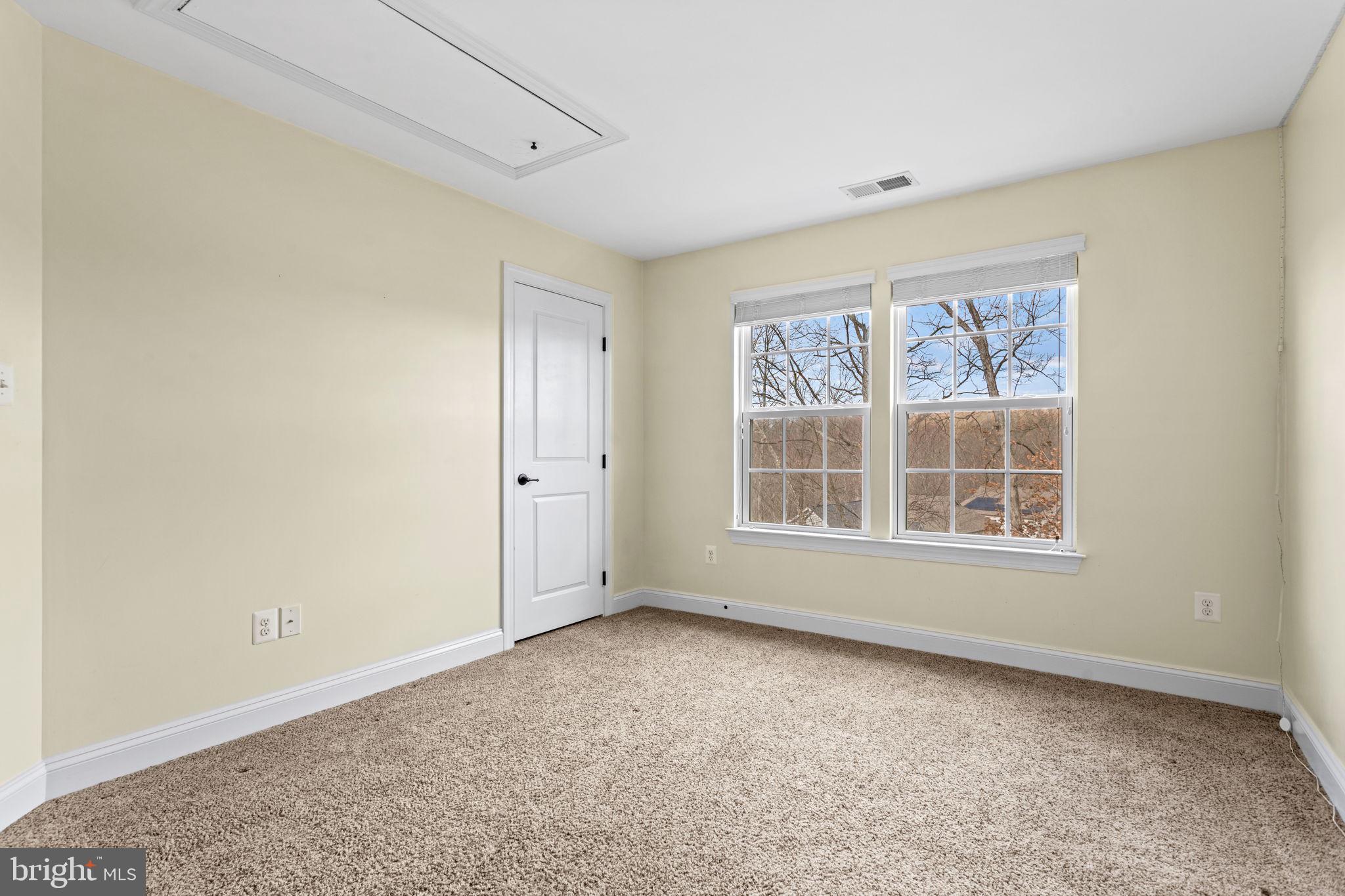 6613 ACCIPITER DRIVE