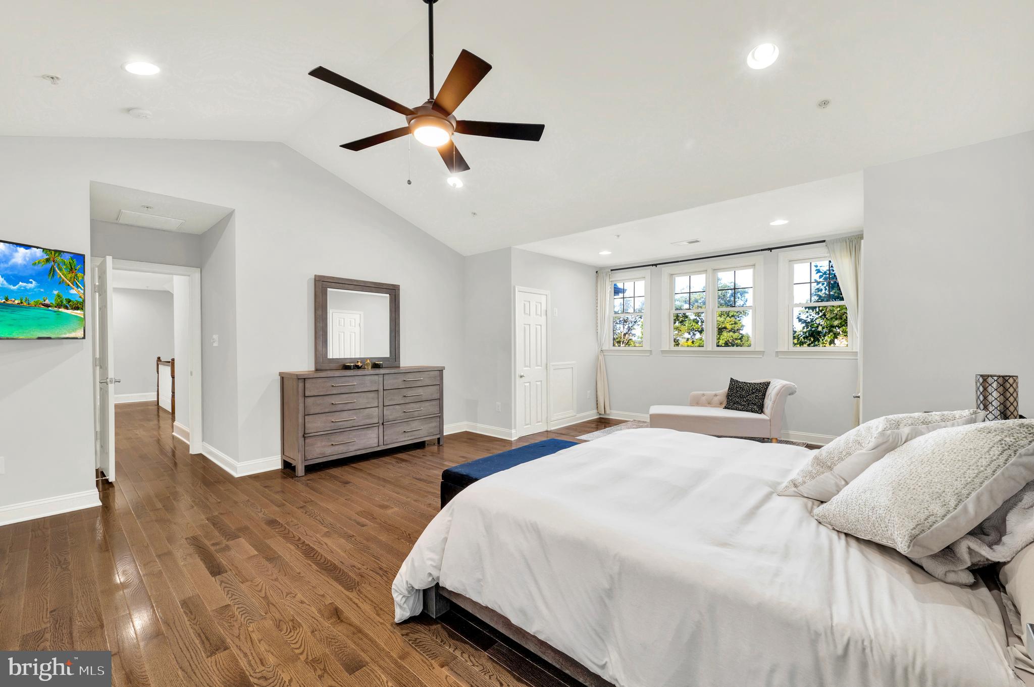 6720 BOX TURTLE COURT