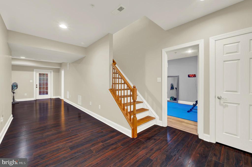 6720 BOX TURTLE COURT
