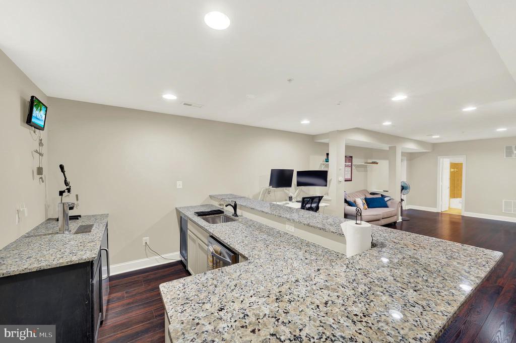 6720 BOX TURTLE COURT