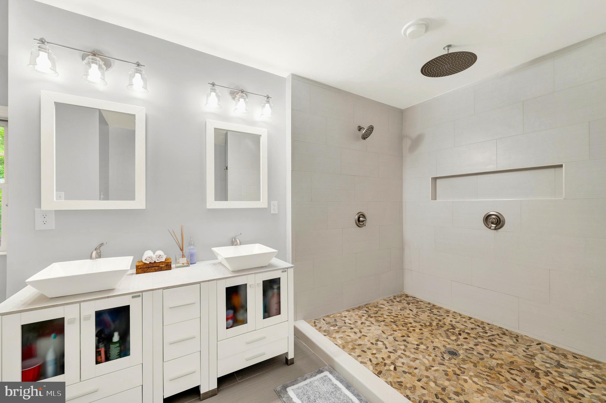 6720 BOX TURTLE COURT