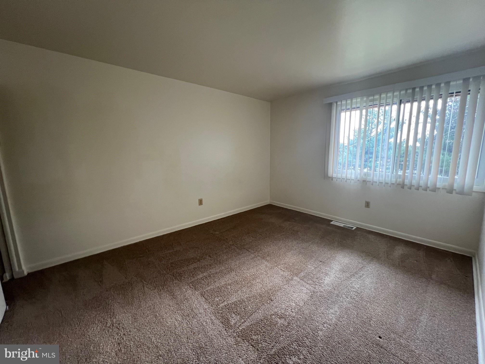1106 TANEY AVENUE 1106