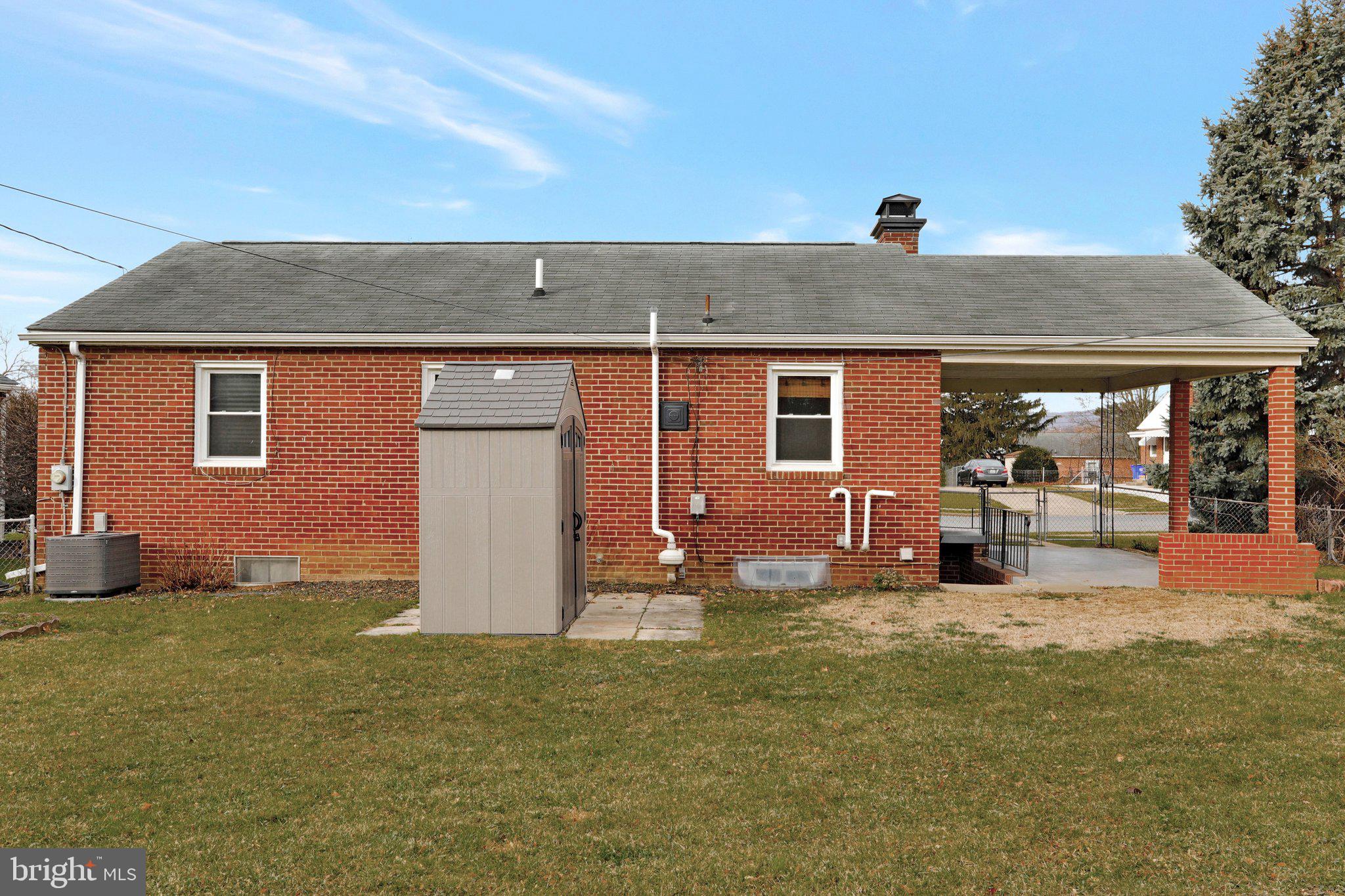 914 CHEROKEE TRAIL
