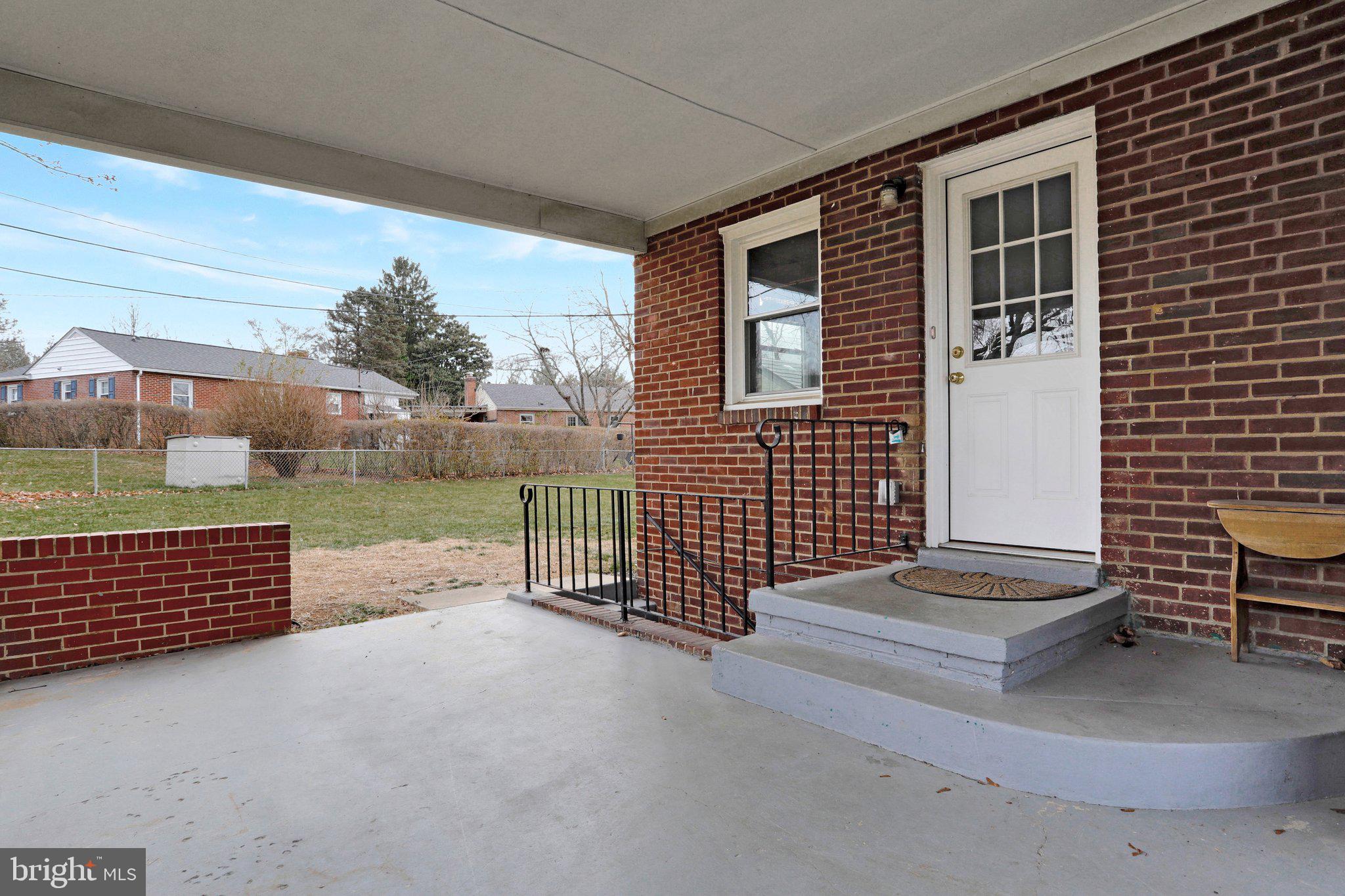 914 CHEROKEE TRAIL