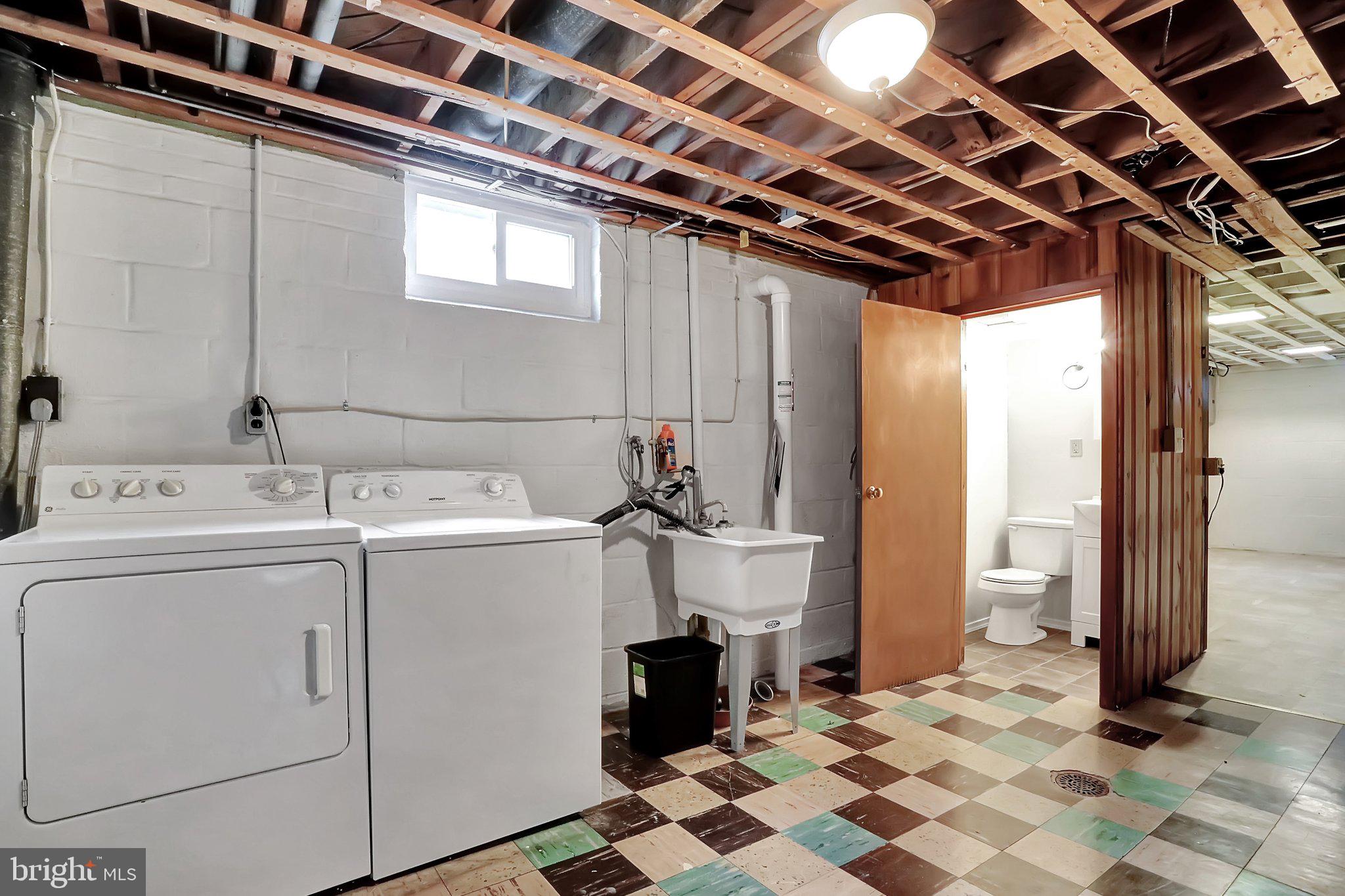 914 CHEROKEE TRAIL