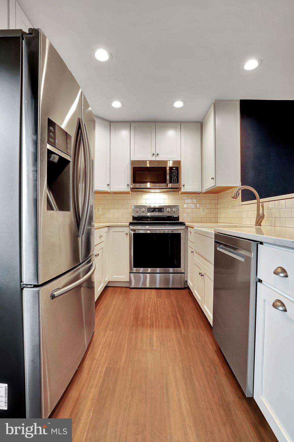 914 CHEROKEE TRAIL
